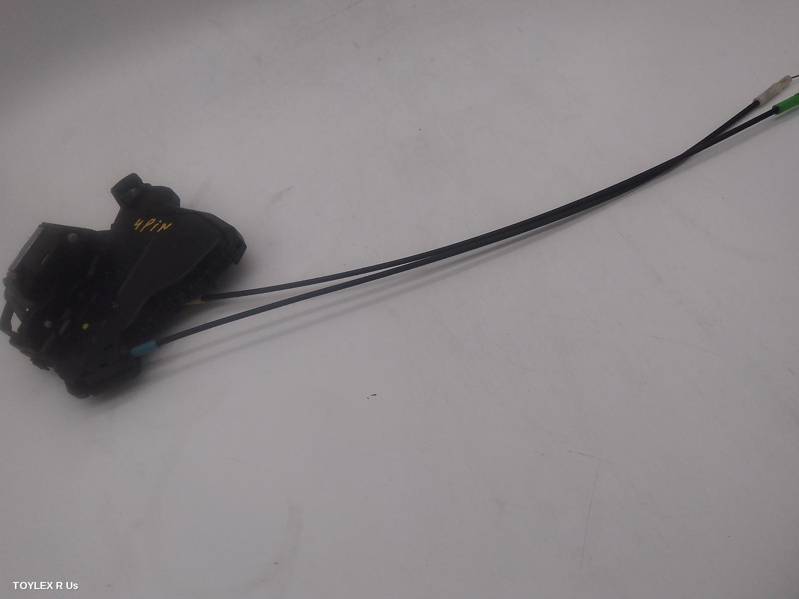 TOYOTA TARAGO 2015 Door/Boot/Gate Lock RIGHT FRONT DOOR LOCK, ACR50R