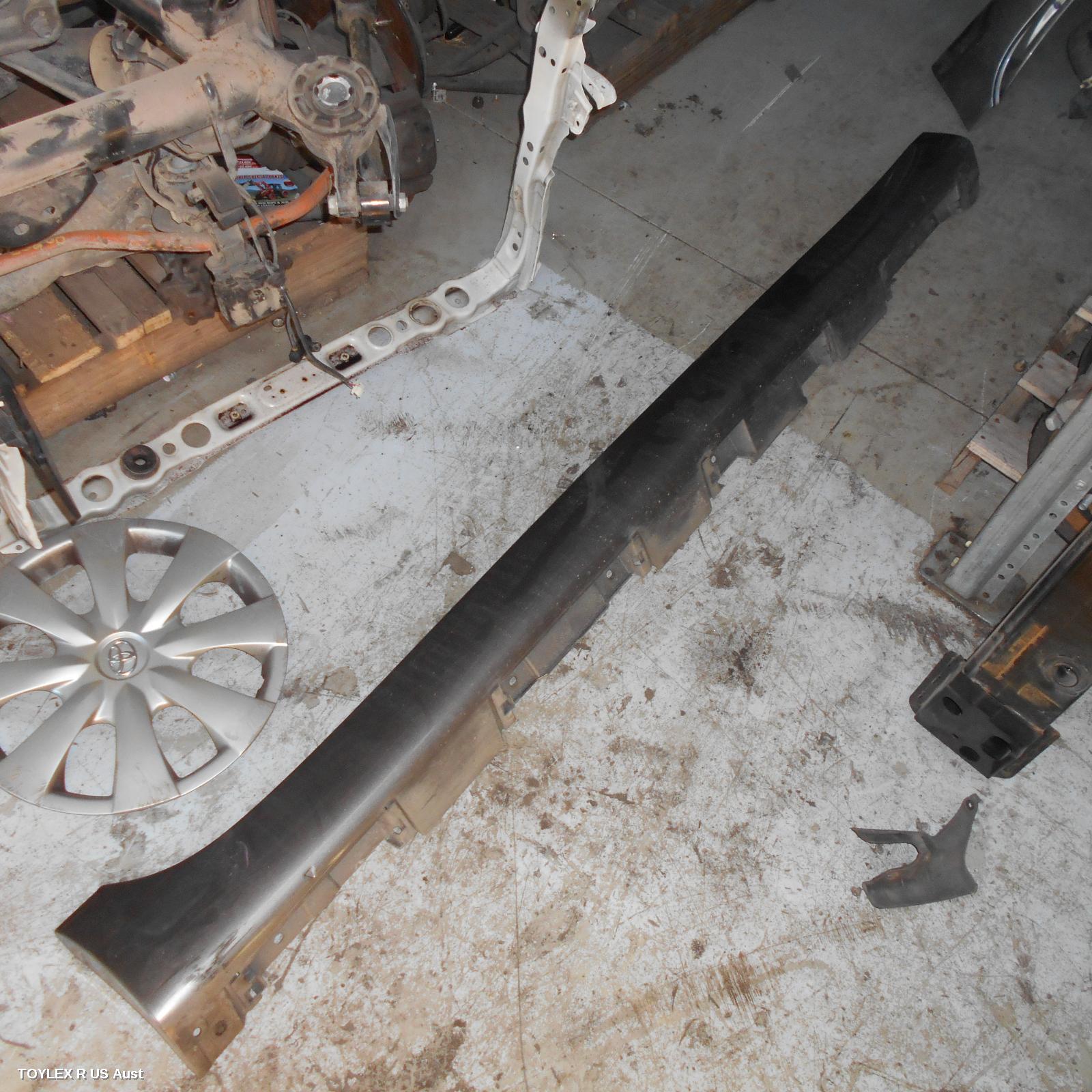 TOYOTA CAMRY 2010 Side Step/Skirt ACV40, RH SIDE