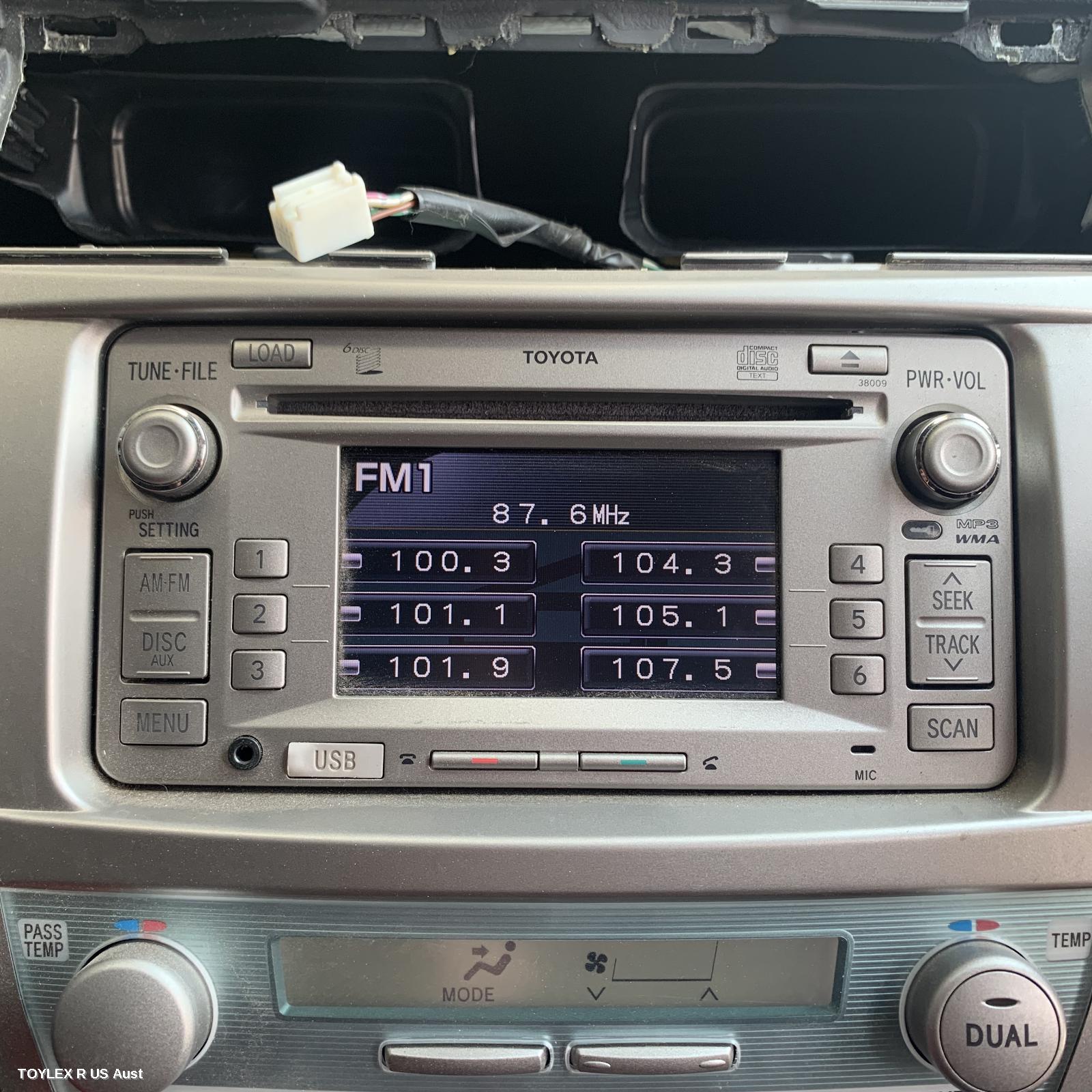 TOYOTA CAMRY 2010 Radio/Cd/Dvd/Sat/Tv CD STACKER-6 DISC, ACV40, W/ BLUETOOTH & REVERSE CAMERA TYPE