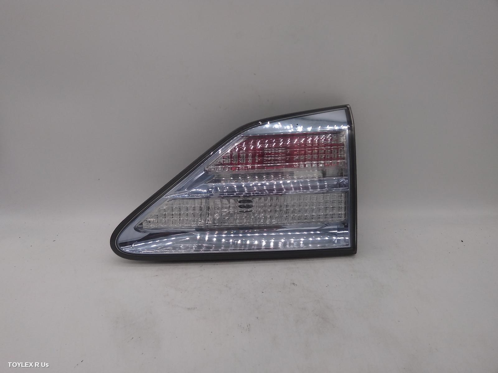 LEXUS RX SERIES 2012 Rear Garnish TAILGATE LAMP (RH SIDE), GYL15R, RX450H