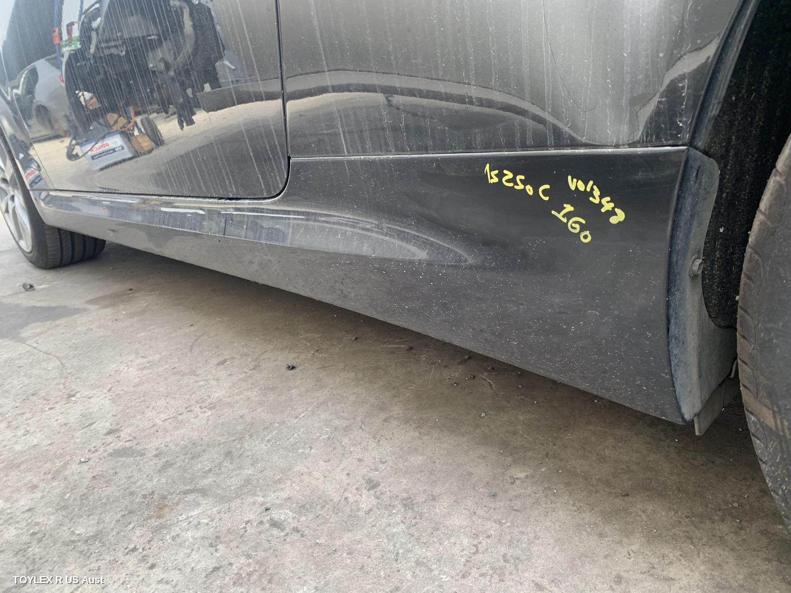 LEXUS IS250/IS250C 2010 Side Step/Skirt GSE20R, LH SIDE