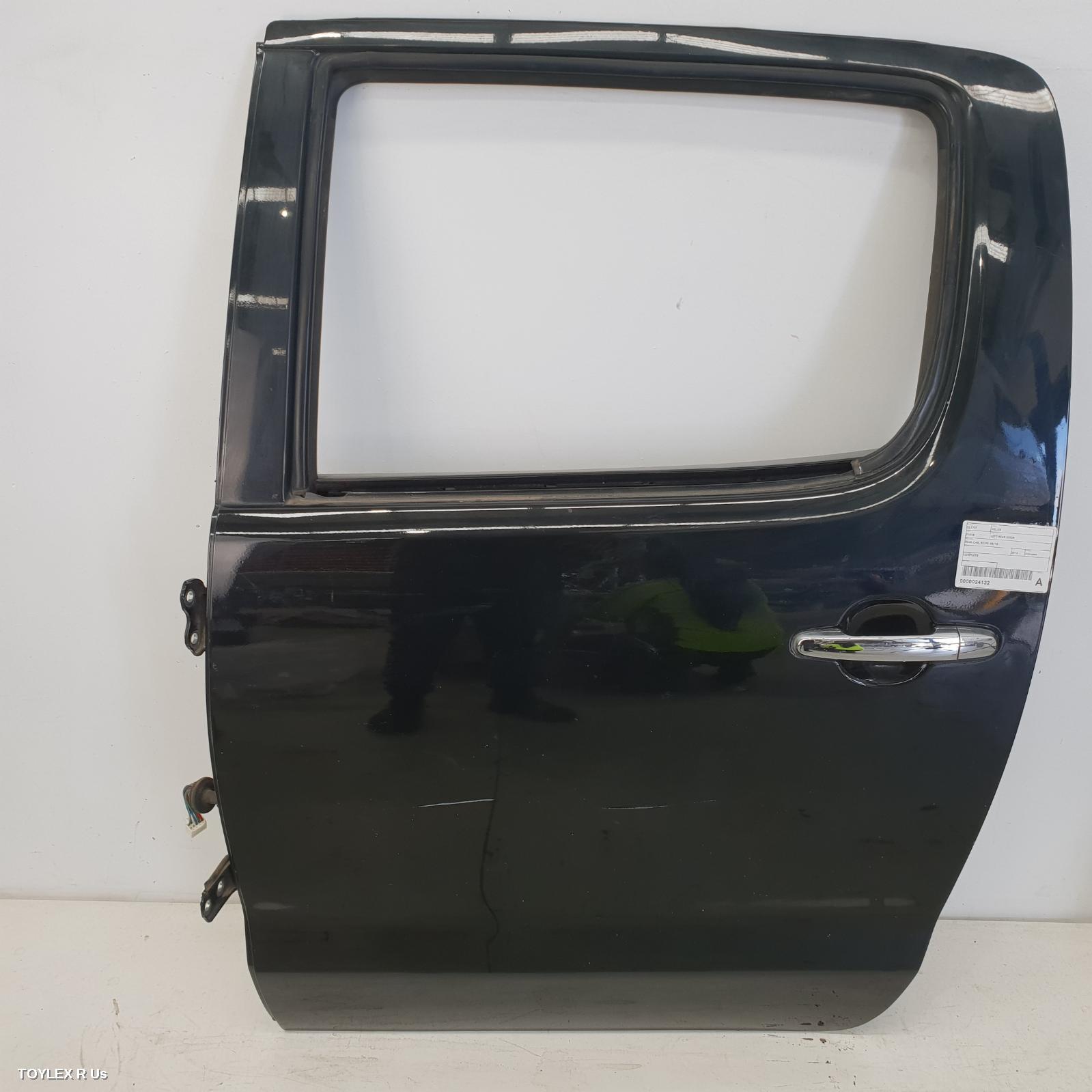 TOYOTA HILUX 2012 Left Rear Door/Sliding DUAL CAB