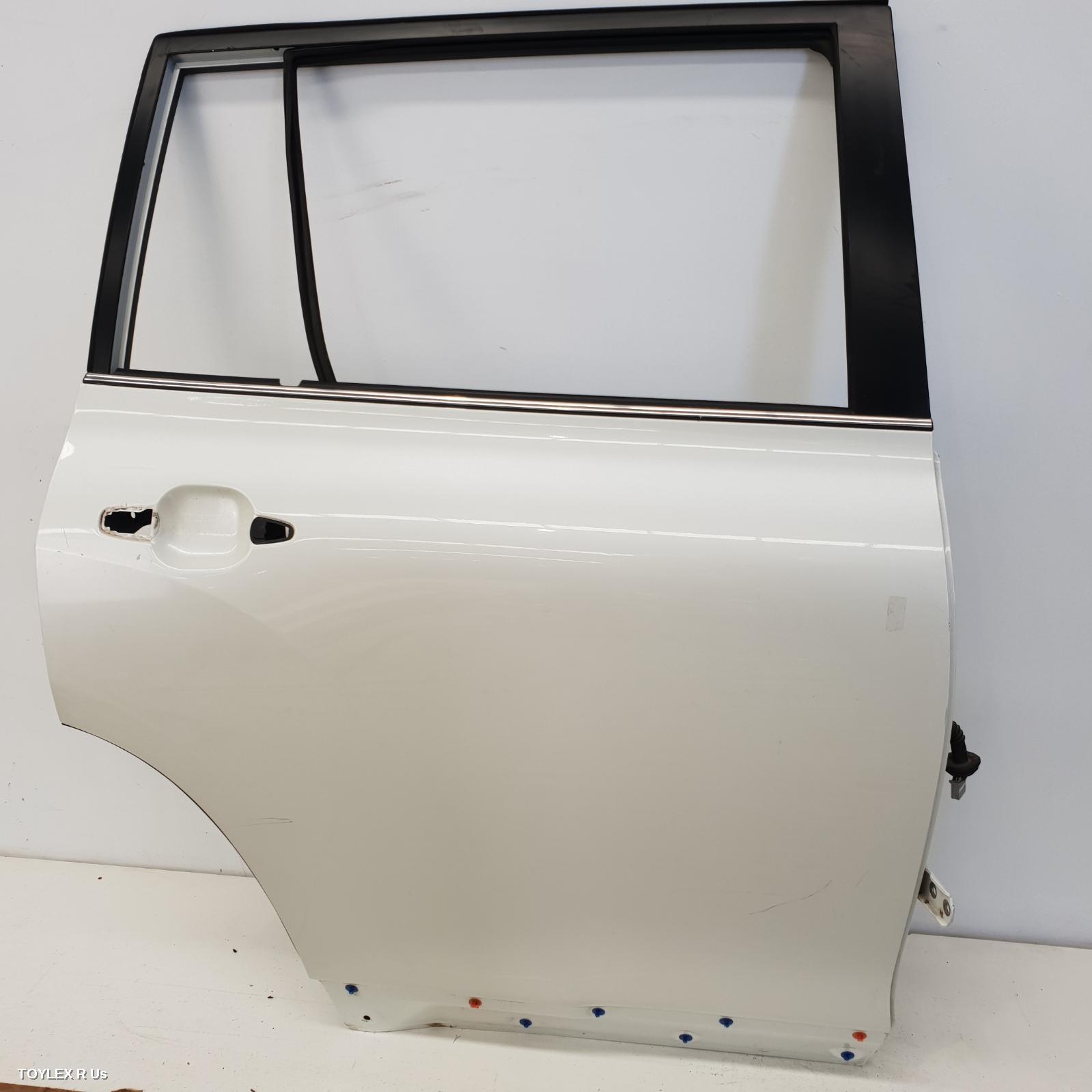 TOYOTA KLUGER 2018 Right Rear Door Sliding GSU50/GSU55