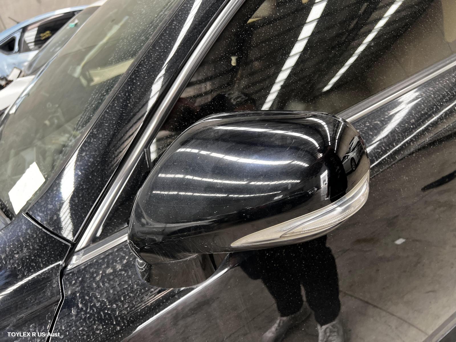 LEXUS IS250/IS250C 2010 Left Door Mirror IS250/IS350, GSE20R/GSE21R, SEDAN, PRESTIGE, W/ INDICATOR TYPE (1 PLUG)