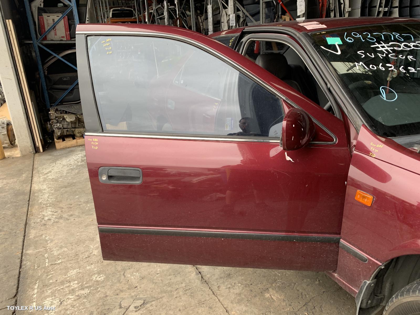 TOYOTA CAMRY 1998 Right Front Door SK20