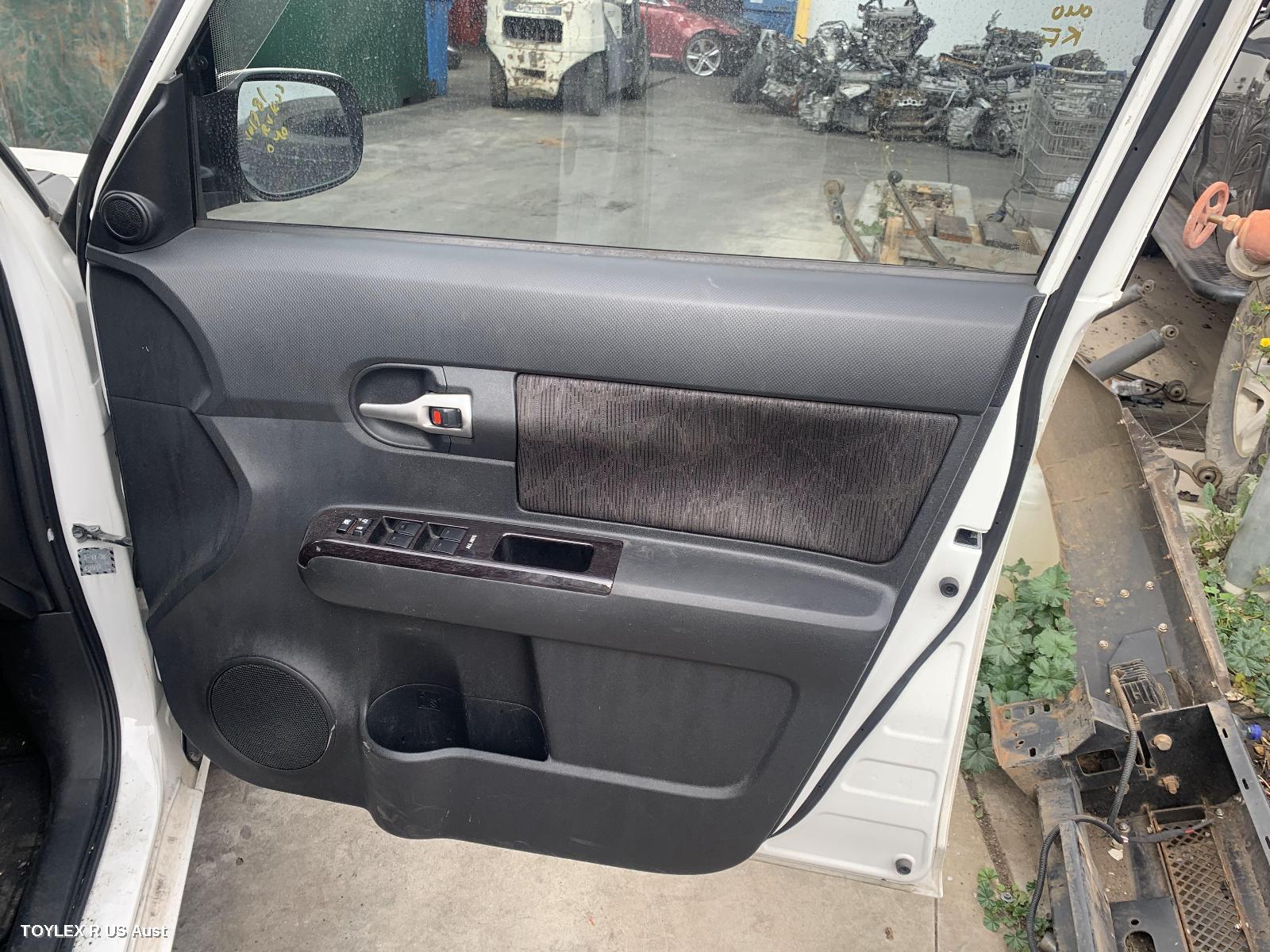 TOYOTA RUKUS 2010 Right Front Door AZE151R