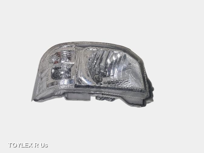 TOYOTA HIACE 2017 Right Headlamp TRH/KDH, SLWB