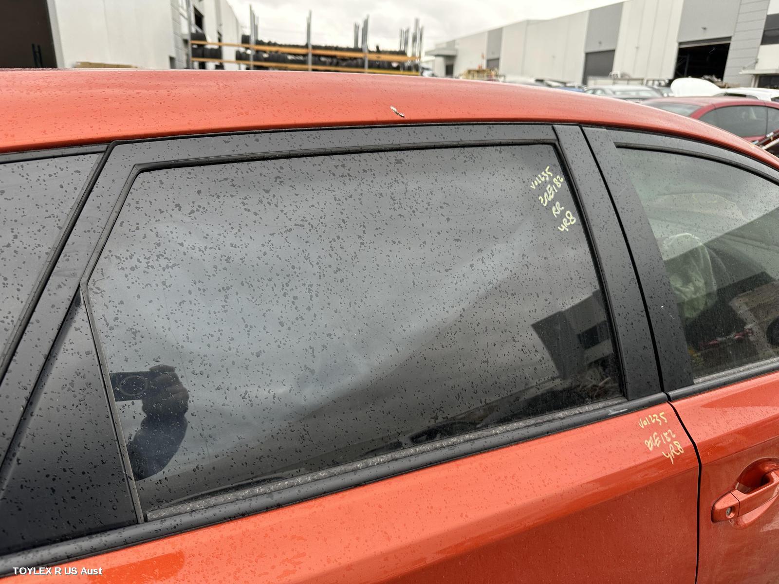 TOYOTA COROLLA 2014 Right Rear Door Window ZRE182R