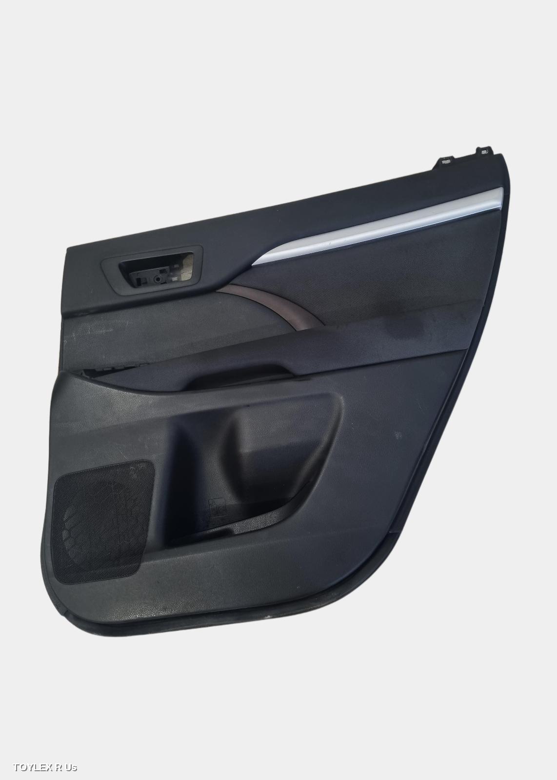 TOYOTA KLUGER 2017 Door Trim RH REAR, GSU50-GSU55, CLOTH, GREY