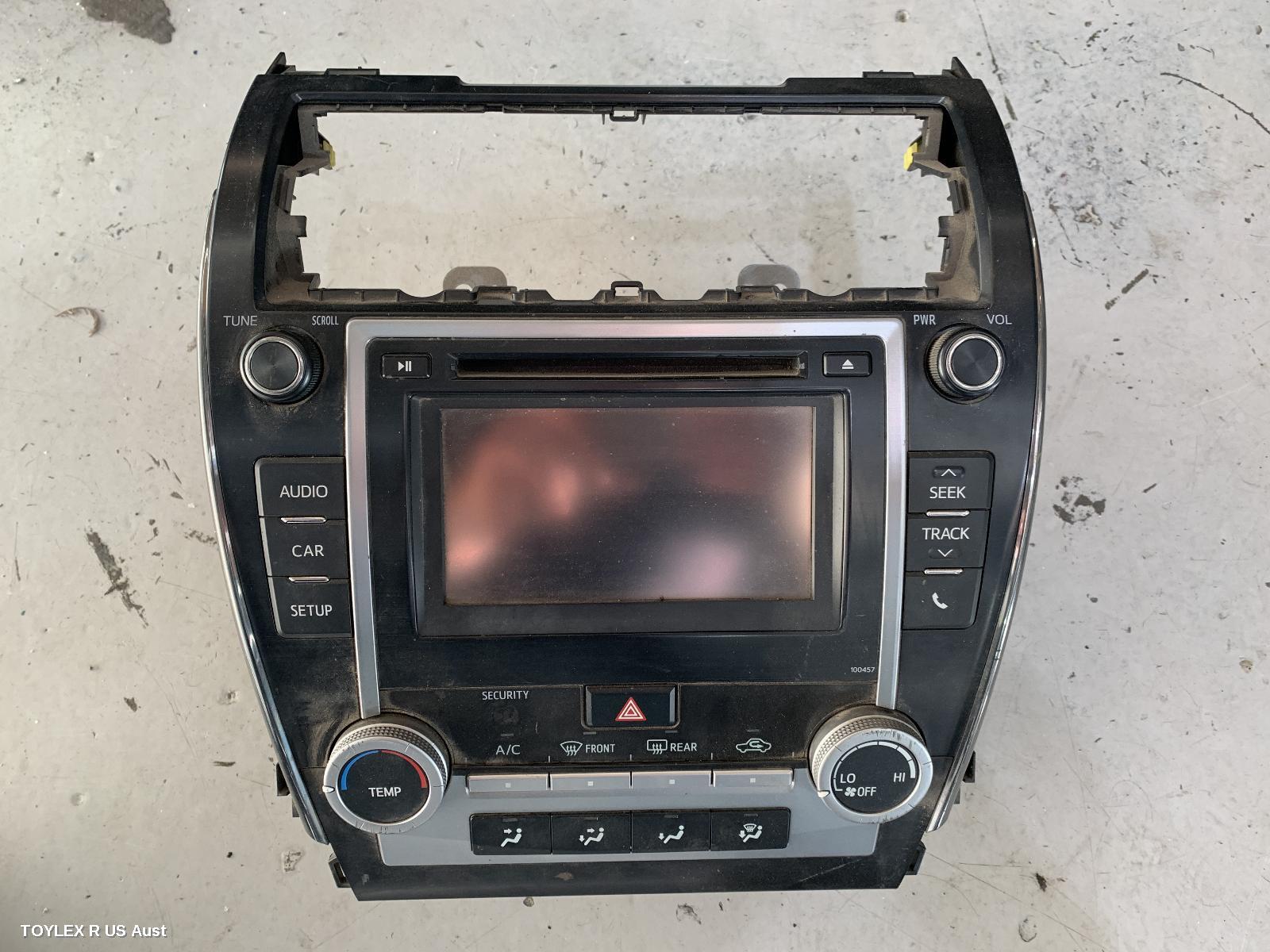 TOYOTA CAMRY 2016 Radio/Cd/Dvd/Sat/Tv 6.1in TOUCHSCREEN (P/N ON FACE 100457), ASV50/AVV50