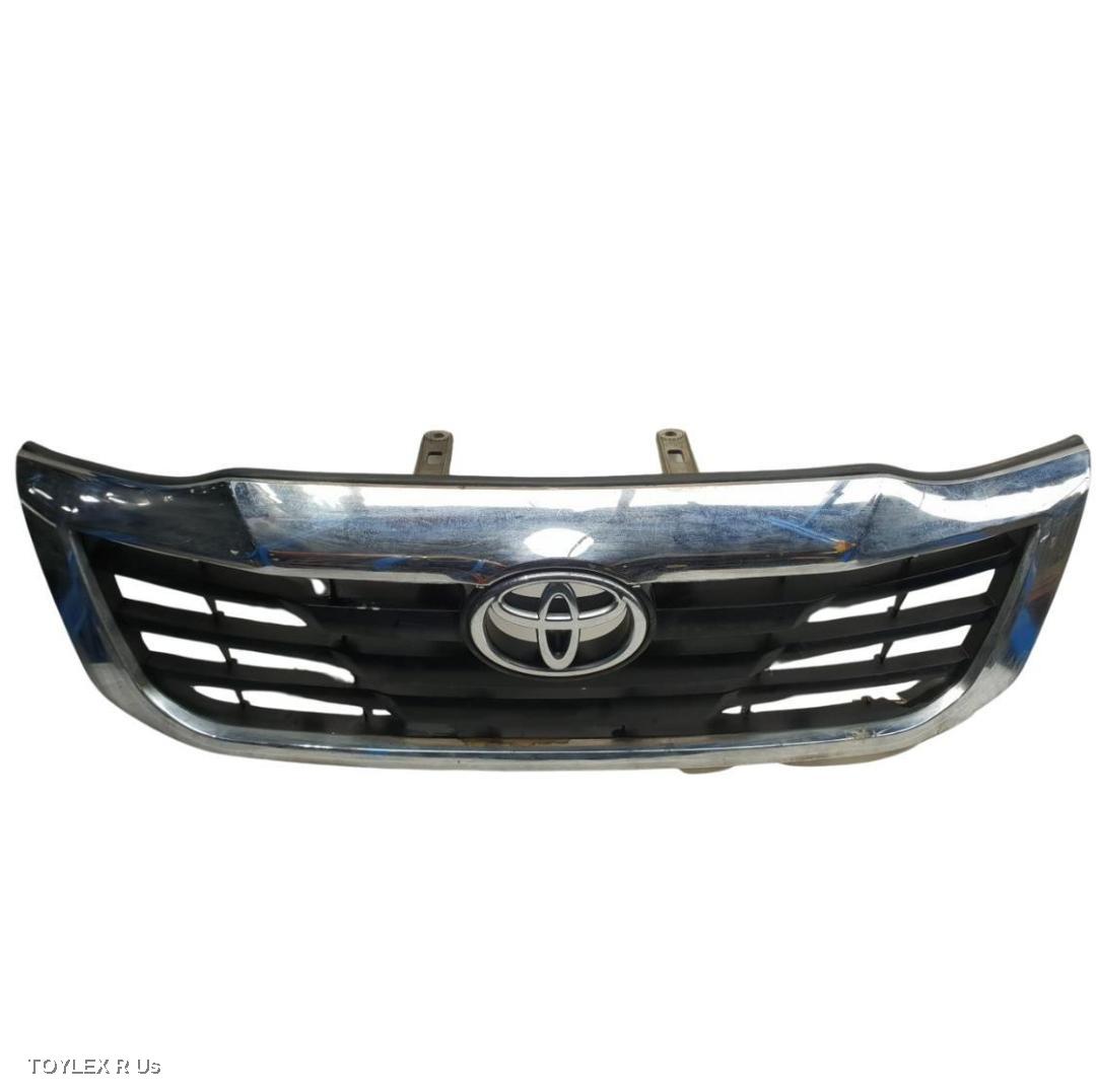 TOYOTA HILUX 2014 Grille RADIATOR GRILLE CHROME SURROUND, SR/SR5