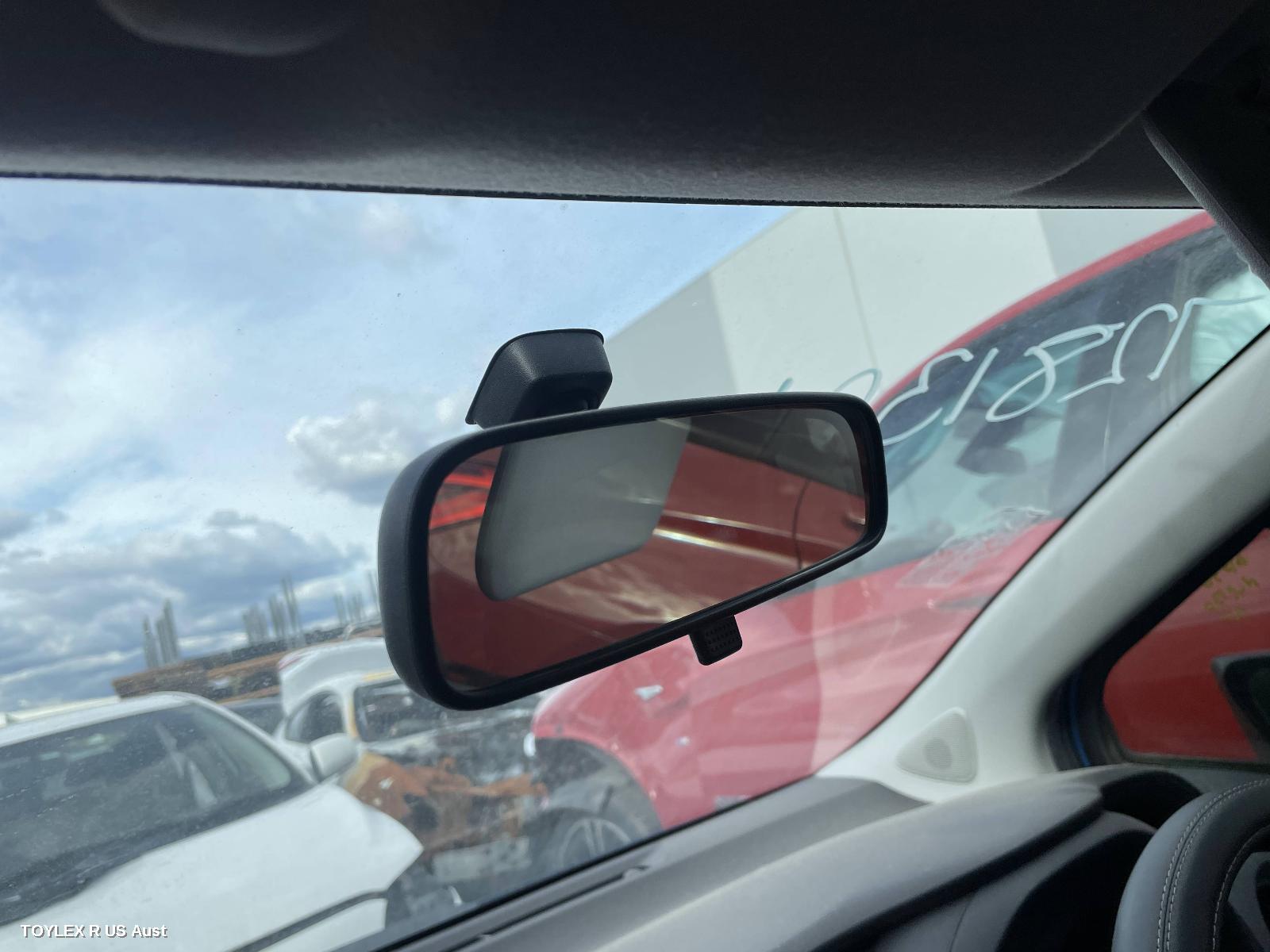TOYOTA YARIS 2015 Interior Mirror XP130 SERIES