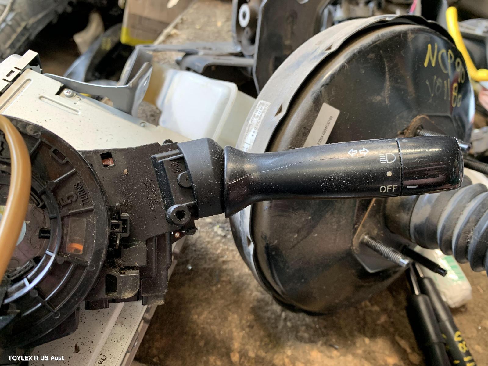 TOYOTA YARIS 2010 Combination Switch FLASHER/HEADLAMP SWITCH, HATCH/SEDAN, NON FOGLAMP TYPE, NCP9#