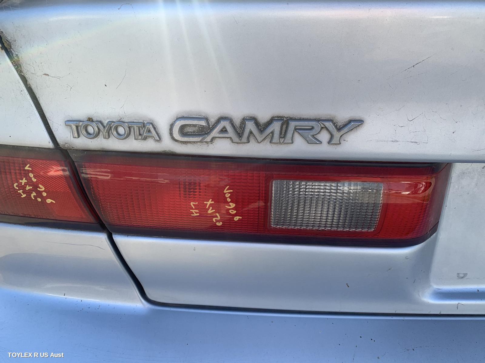 TOYOTA CAMRY 1997 Rear Garnish BOOTLID LAMP, LH SIDE, SK20