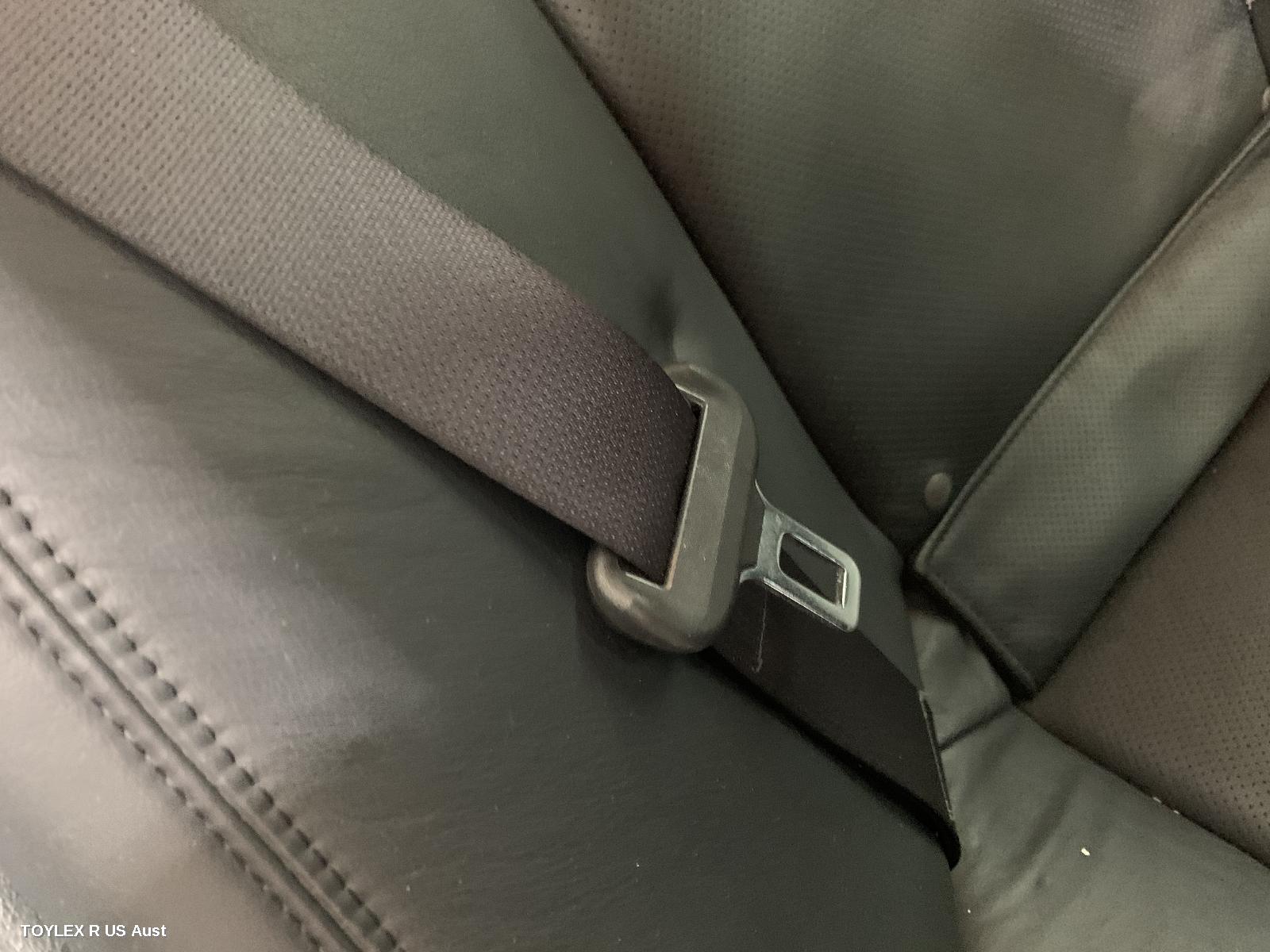 LEXUS IS250/IS250C 2007 Seatbelt/Stalk RH REAR, SEAT BELT ONLY, BLACK, SEDAN, GSE20R