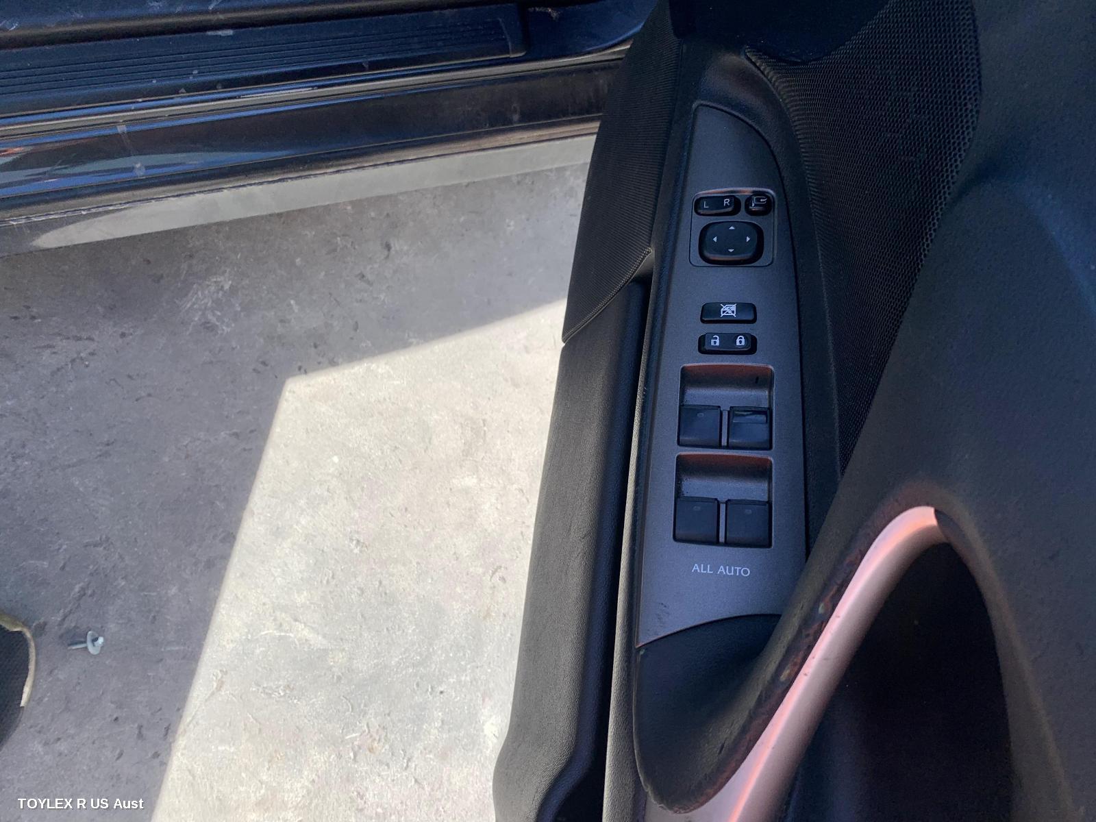 LEXUS IS250/IS250C 2010 Pwr Dr Wind Switch IS250/IS350/IS F, RH FRONT (MASTER SWITCH), SEDAN, GSE20R/GSE21R/USE20R