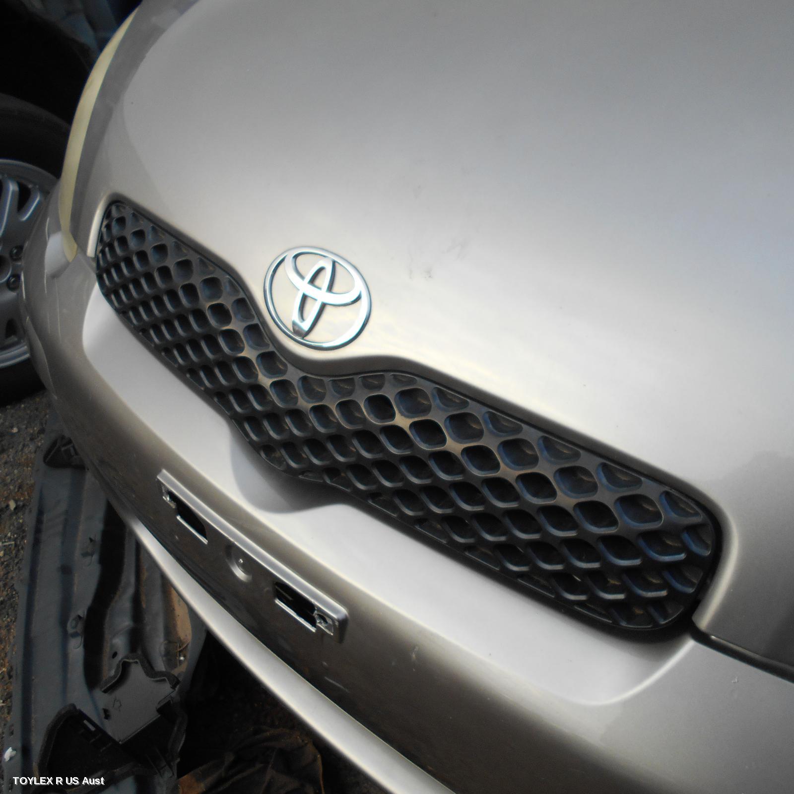 TOYOTA ECHO 2004 Grille RADIATOR GRILLE, HATCH, BLACK