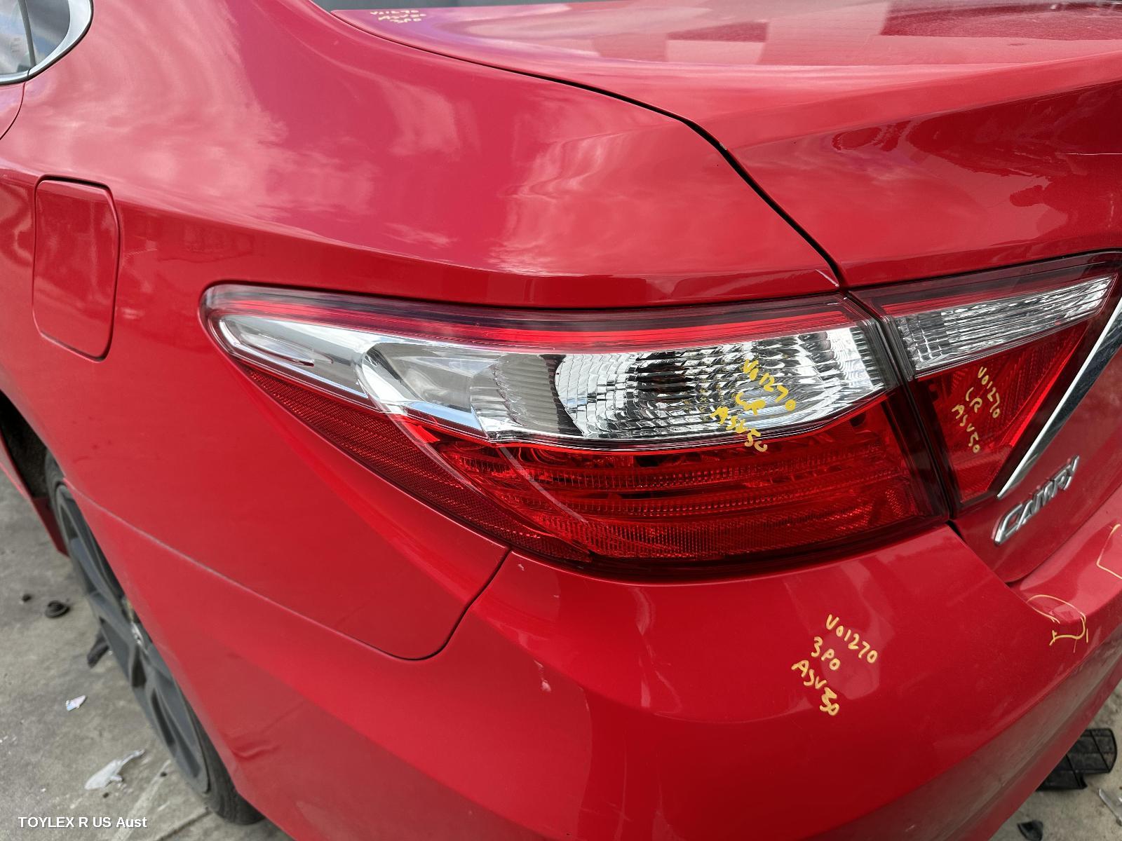 TOYOTA CAMRY 2017 Left Taillight ASV50, IN BODY, NON LED TYPE