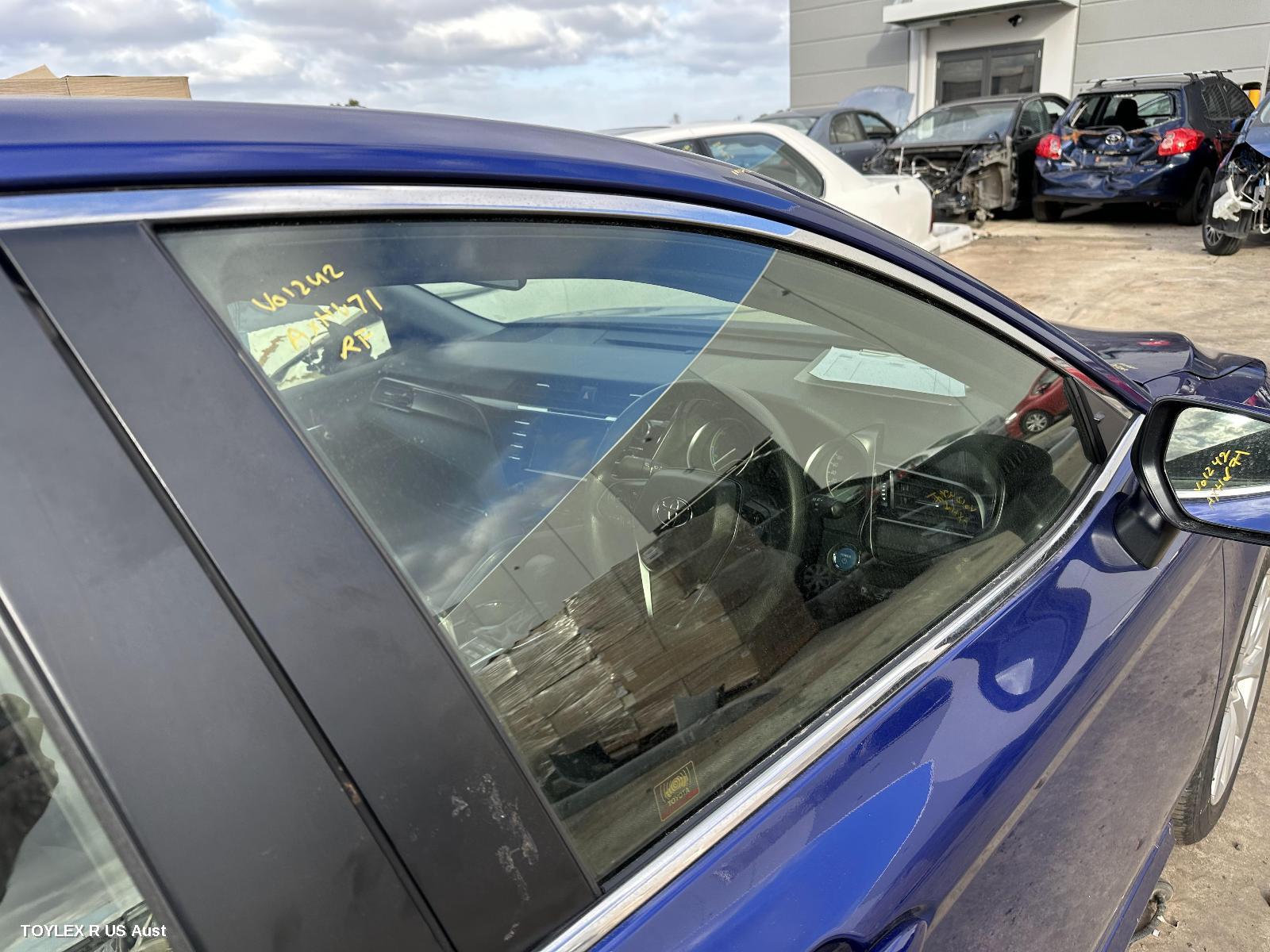 TOYOTA CAMRY 2020 Right Front Door Window XV70
