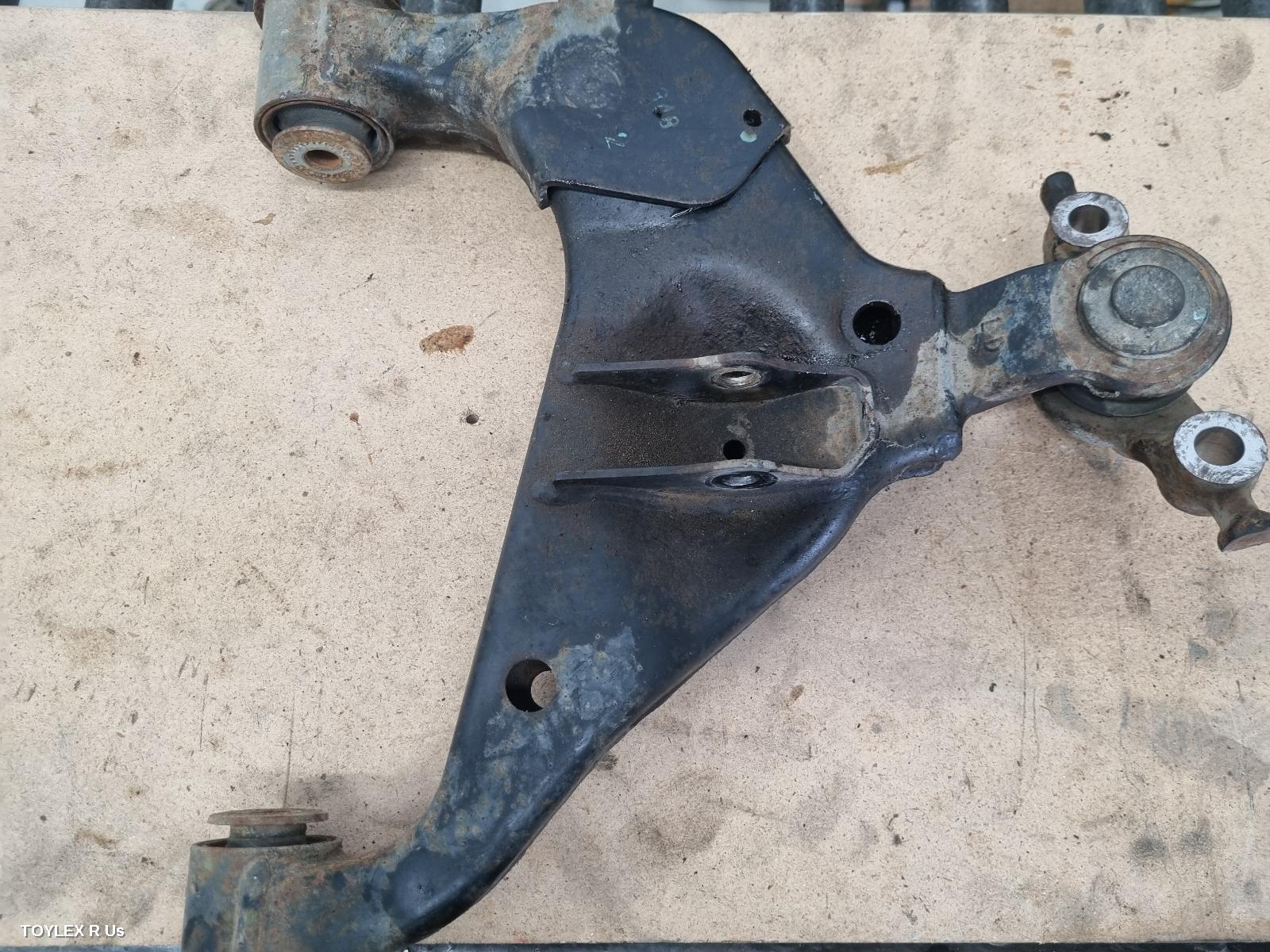 TOYOTA HILUX 2007 Left Front Lower Control Arm 4WD