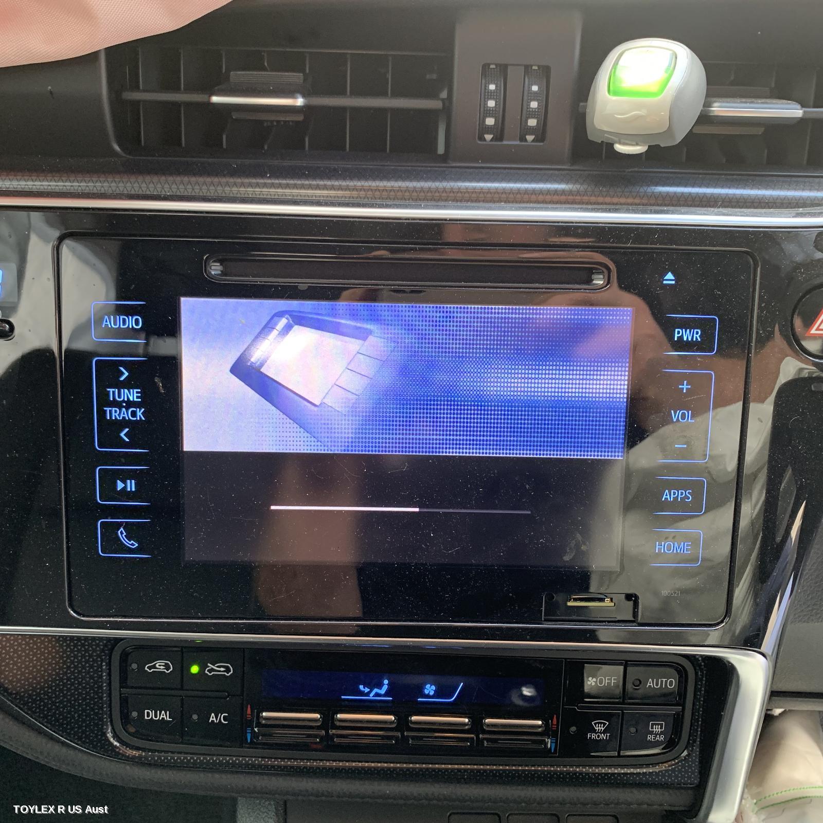 TOYOTA COROLLA 2018 Radio/Cd/Dvd/Sat/Tv 7IN TOUCH SCREEN (P/N ON FACE 100521), ZRE182R, HATCH