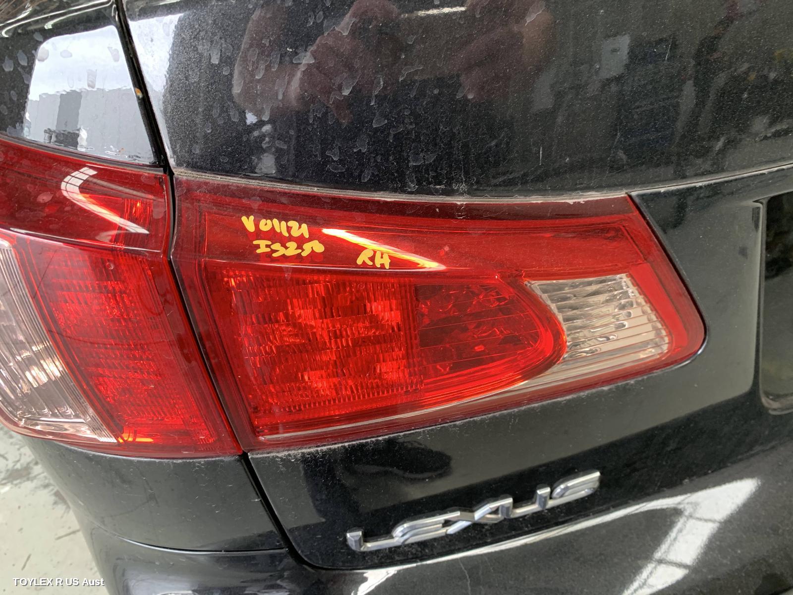 LEXUS IS250/IS250C 2011 Rear Garnish IS250/IS350, BOOTLID LAMP (LH SIDE), GSE20R/GSE21R, SEDAN