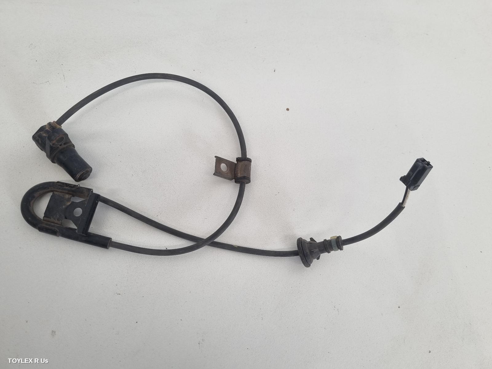 TOYOTA KLUGER 2003 Abs Sensor RH REAR, MCU28R