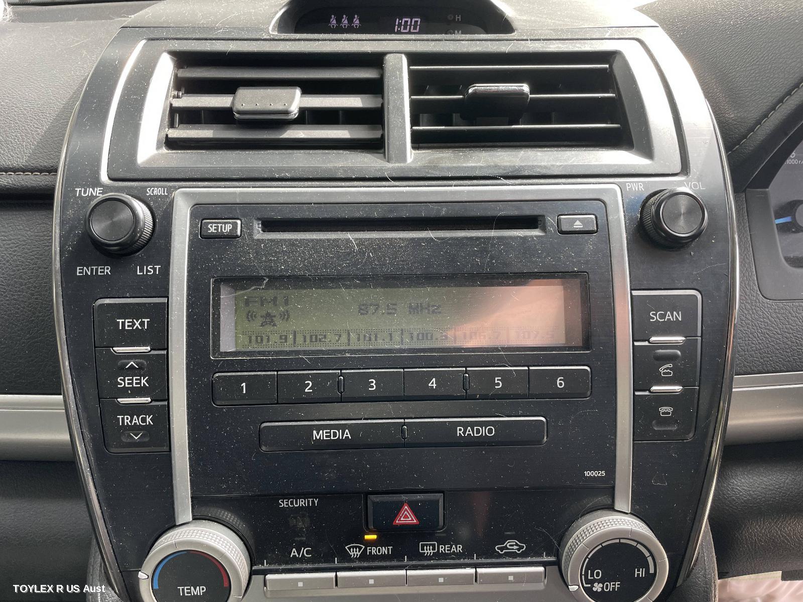 TOYOTA CAMRY 2013 Radio/Cd/Dvd/Sat/Tv SINGLE DISC CD PLAYER (P/N ON FACE 100025), ASV50/AVV50