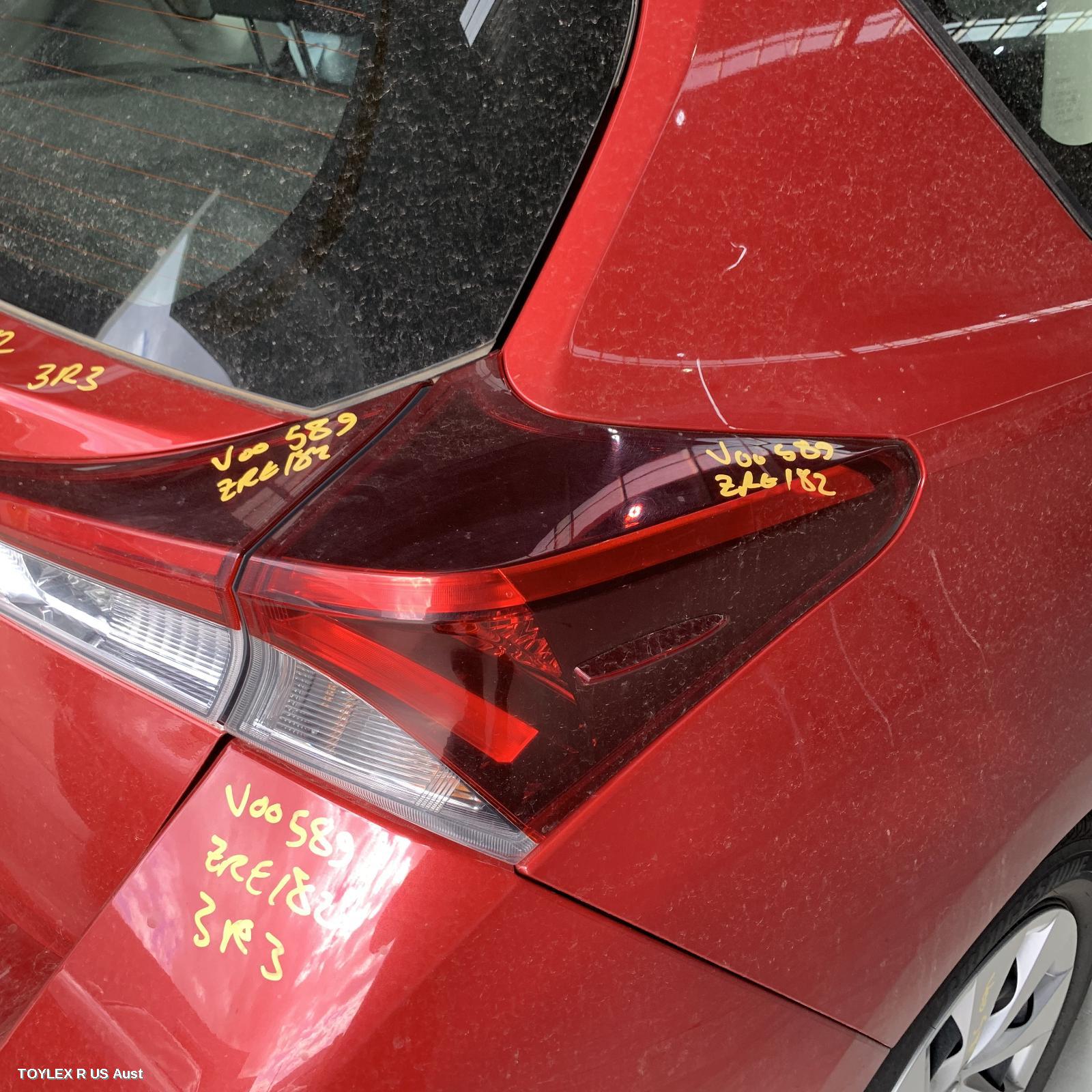 TOYOTA COROLLA 2017 Right Taillight ZRE182R, HATCH