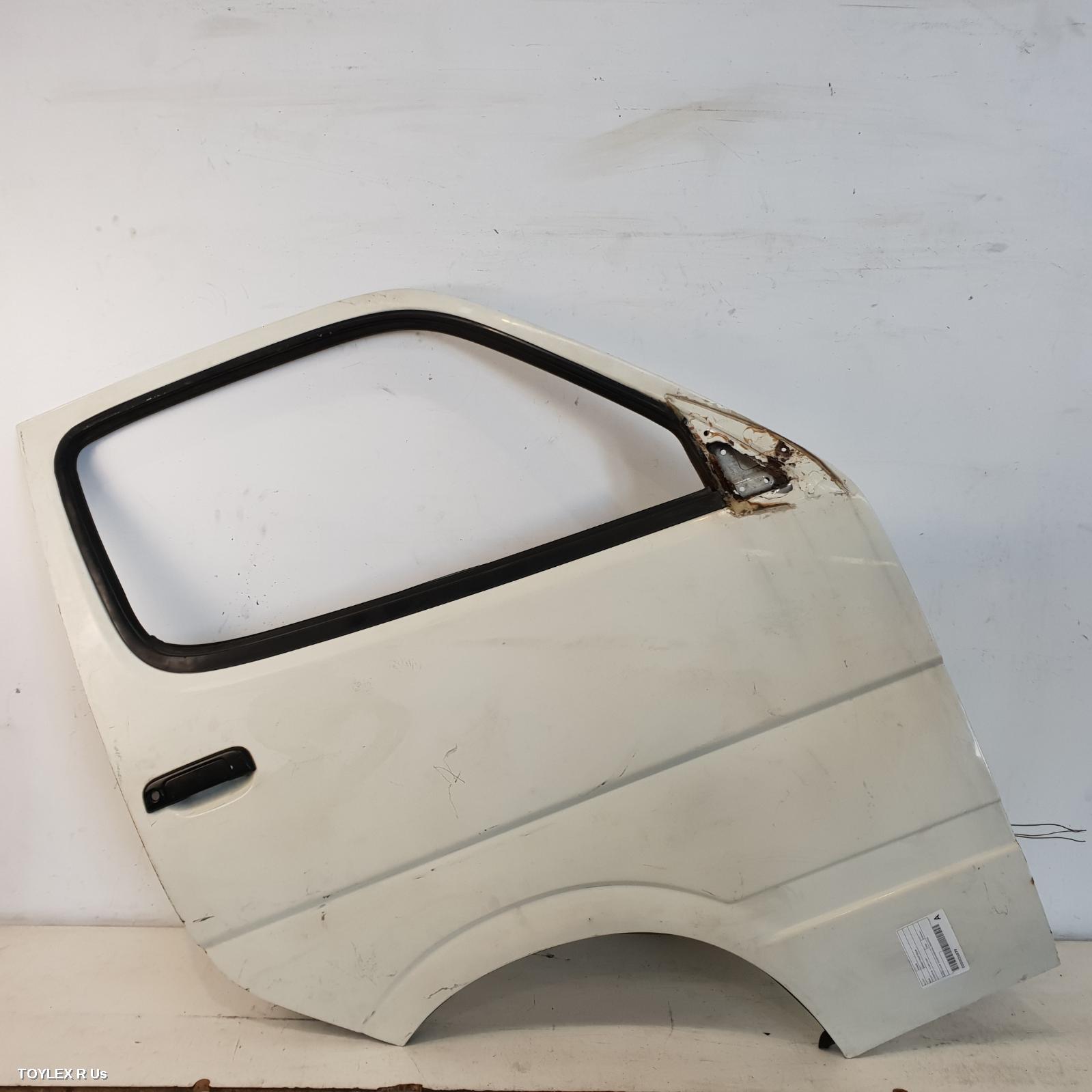 TOYOTA HIACE 1990 Right Front Door LH/RZH10#