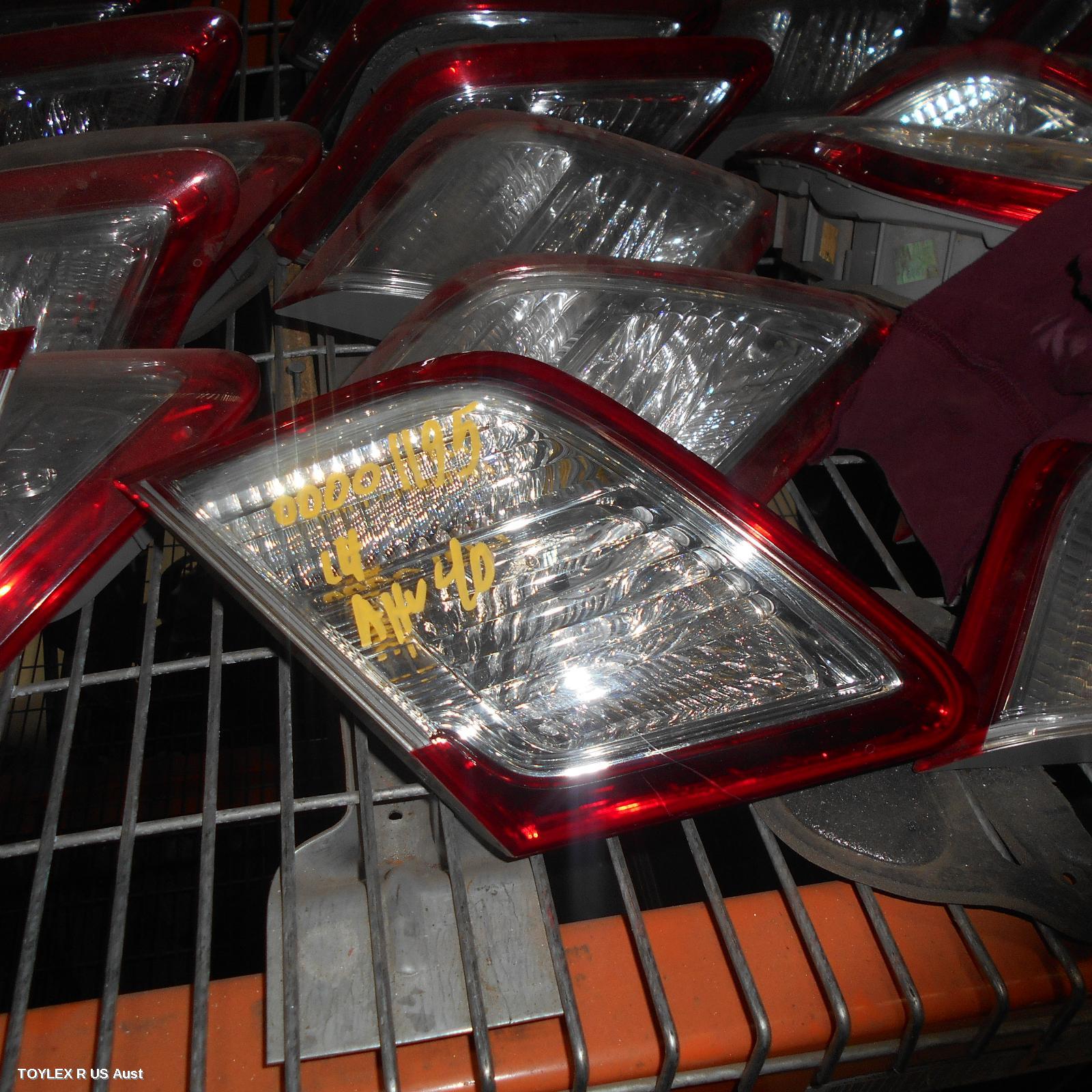 TOYOTA CAMRY 2010 Rear Garnish BOOTLID LAMP (LH SIDE), HYBRID, LED TYPE, AHV40