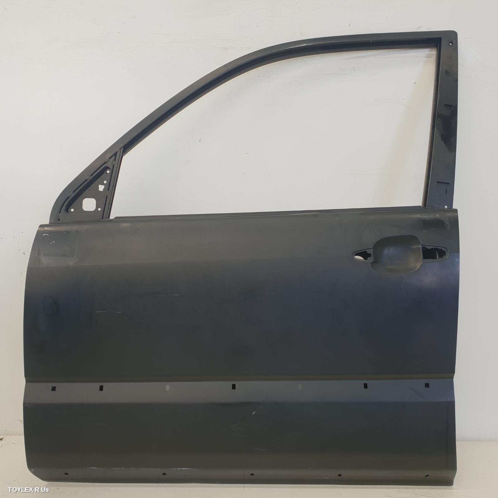 TOYOTA PRADO 2005 Left Front Door 120 SERIES, W/ FLARE TYPE