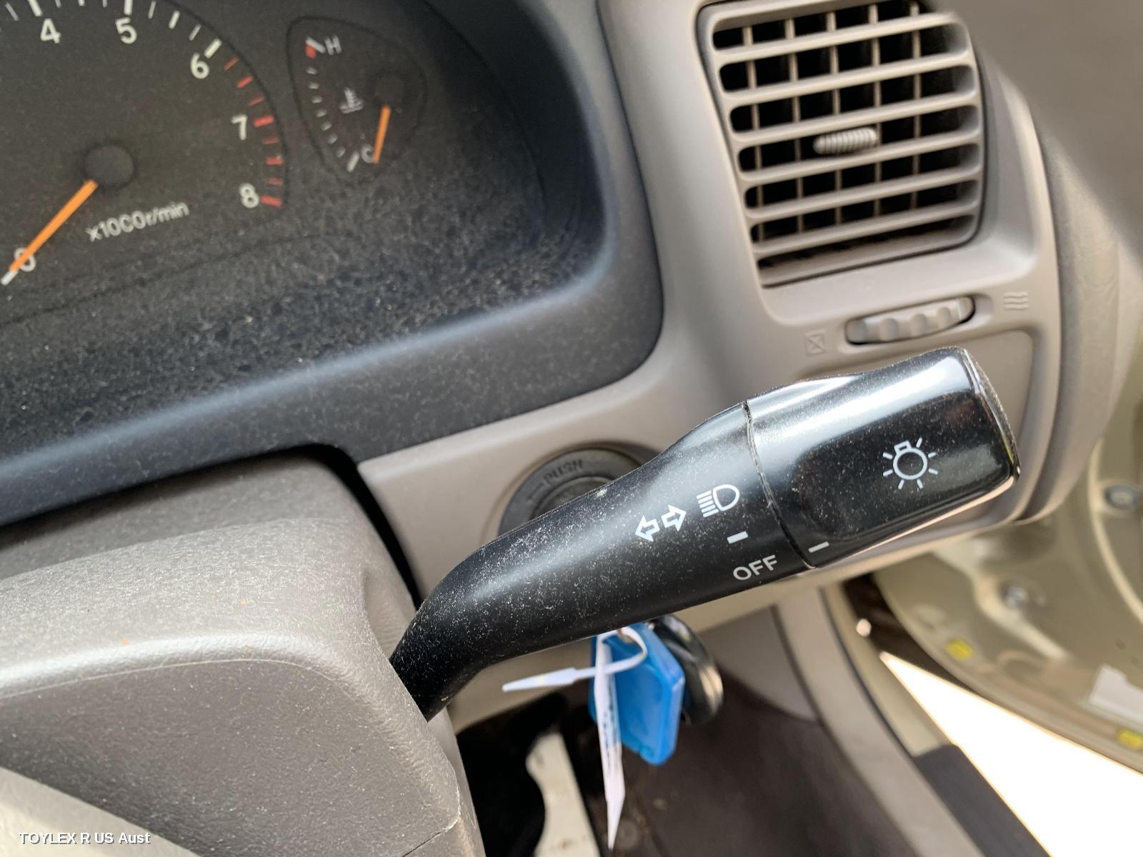TOYOTA AVALON 2002 Combination Switch FLASHER SWITCH, MCX10R, NON GRANDE TYPE