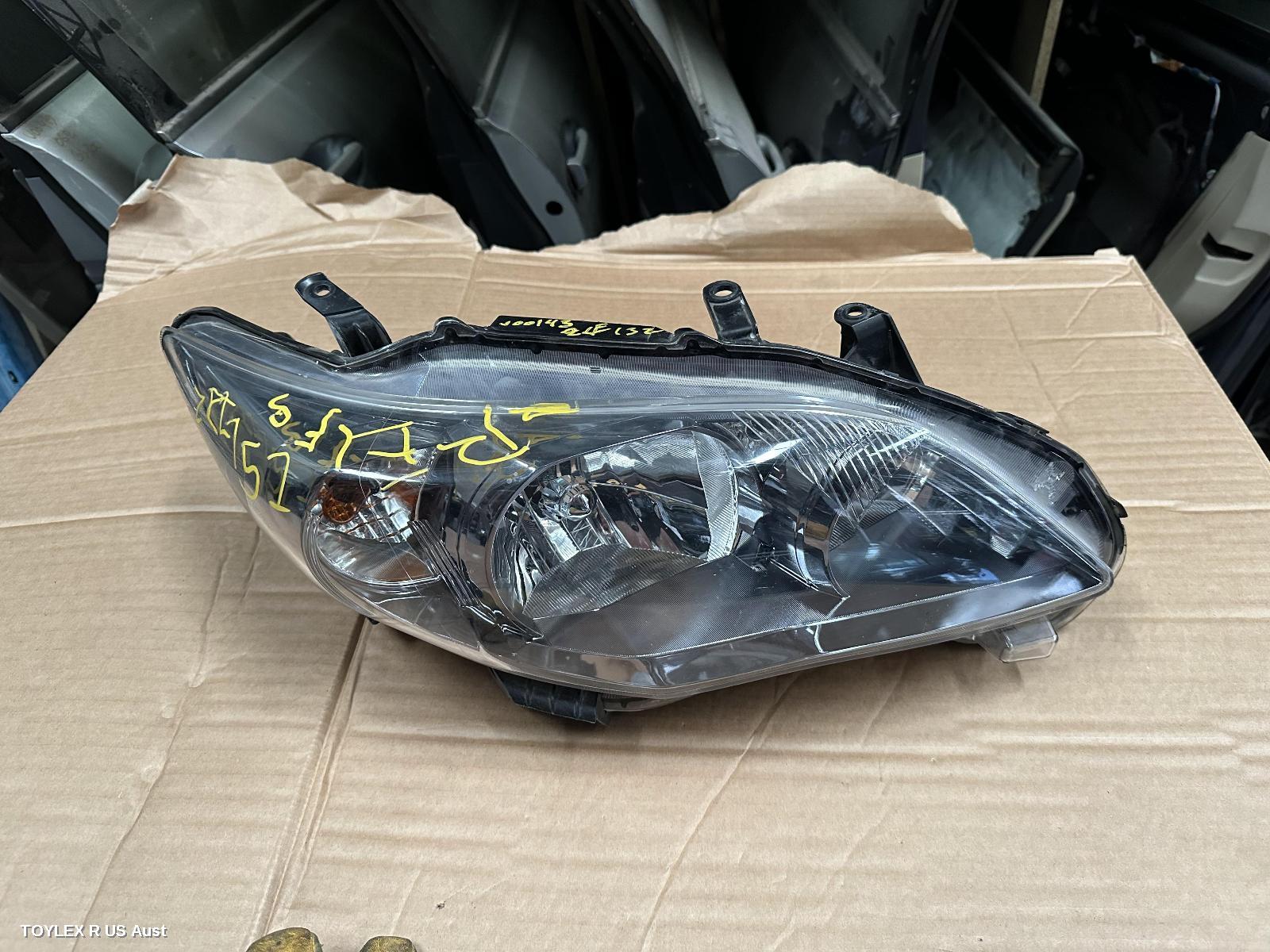 TOYOTA COROLLA 2011 Right Headlamp ZRE152/153R, SEDAN, HALOGEN TYPE