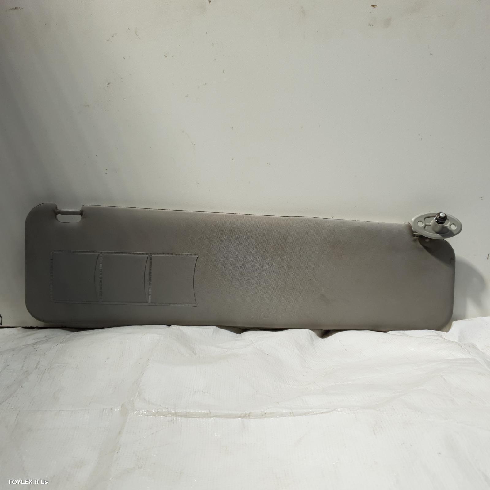 TOYOTA HIACE 2018 Sunvisor TRH/KDH, RH SIDE, SLWB