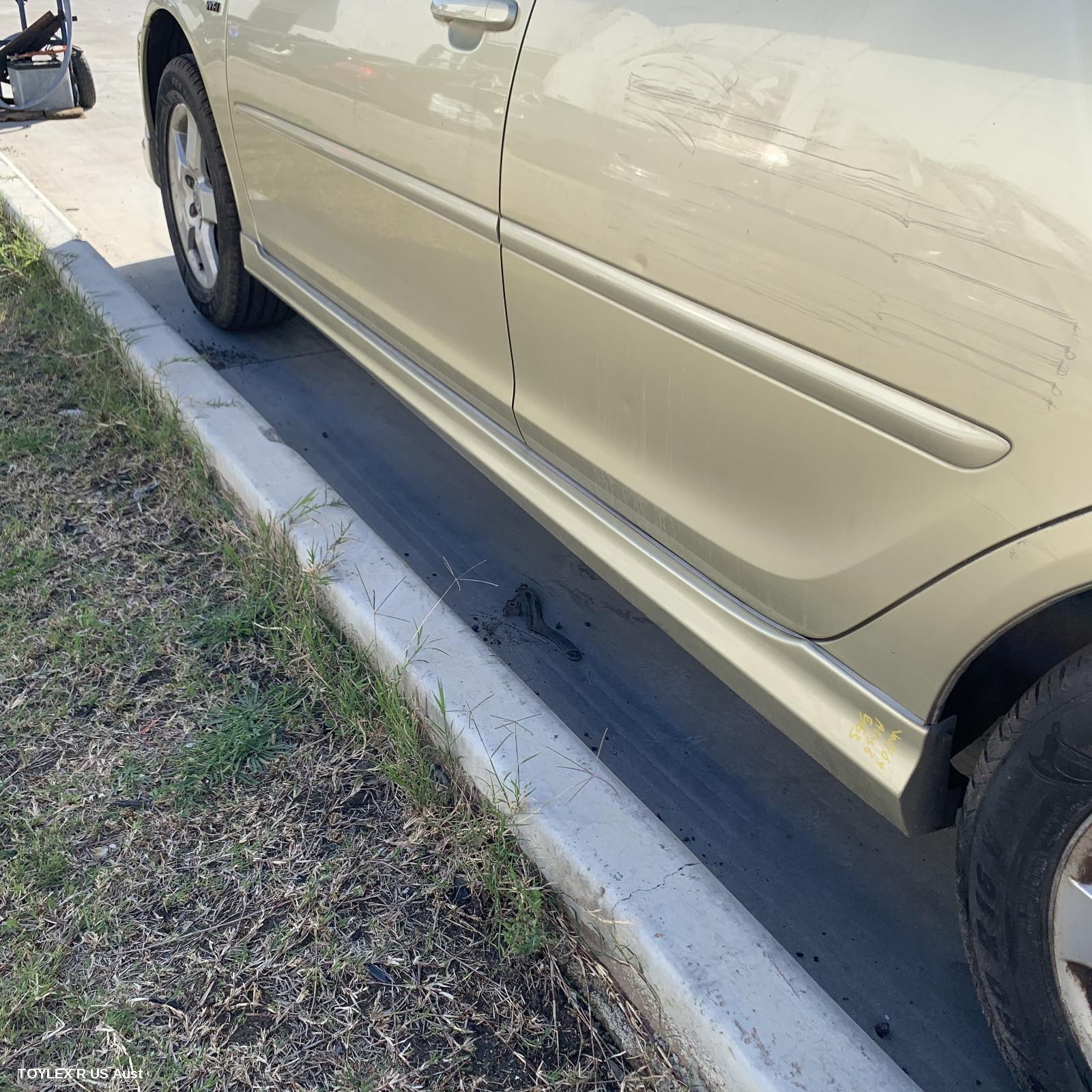 TOYOTA CAMRY 2004 Side Step/Skirt SK36, LH SIDE