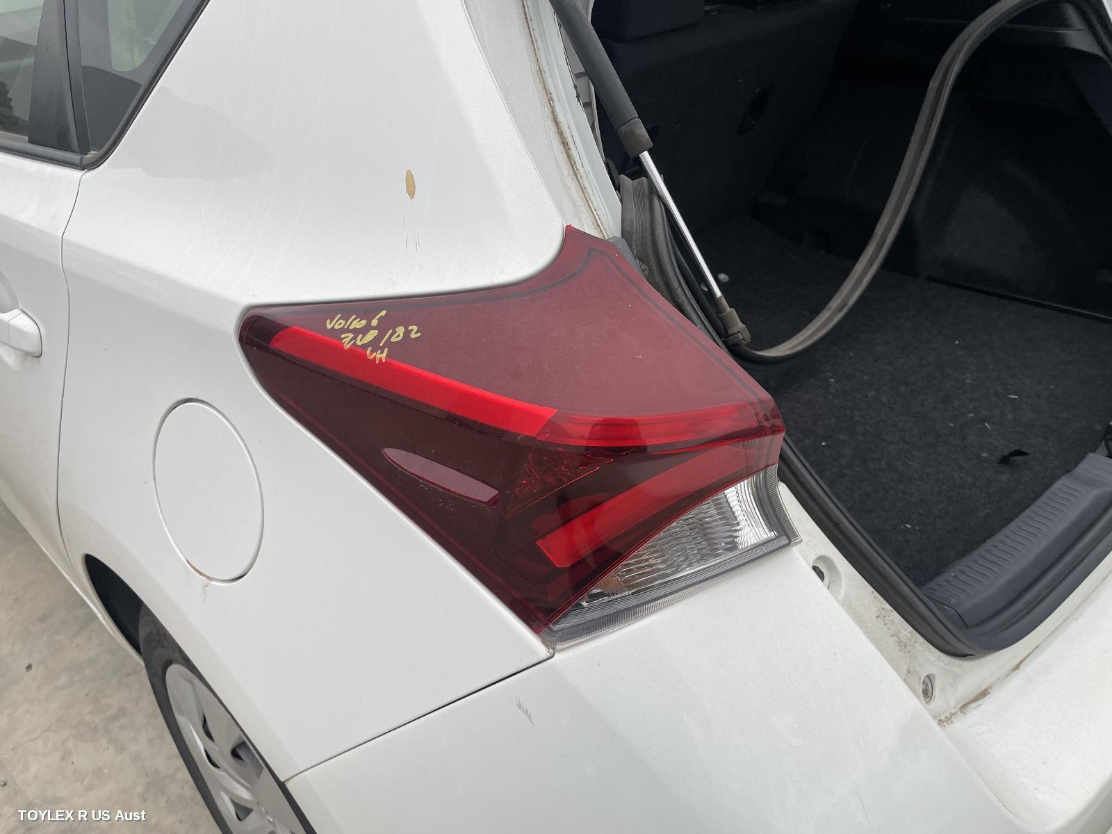 TOYOTA COROLLA 2015 Left Taillight ZRE182R/ZWE186R, HATCH