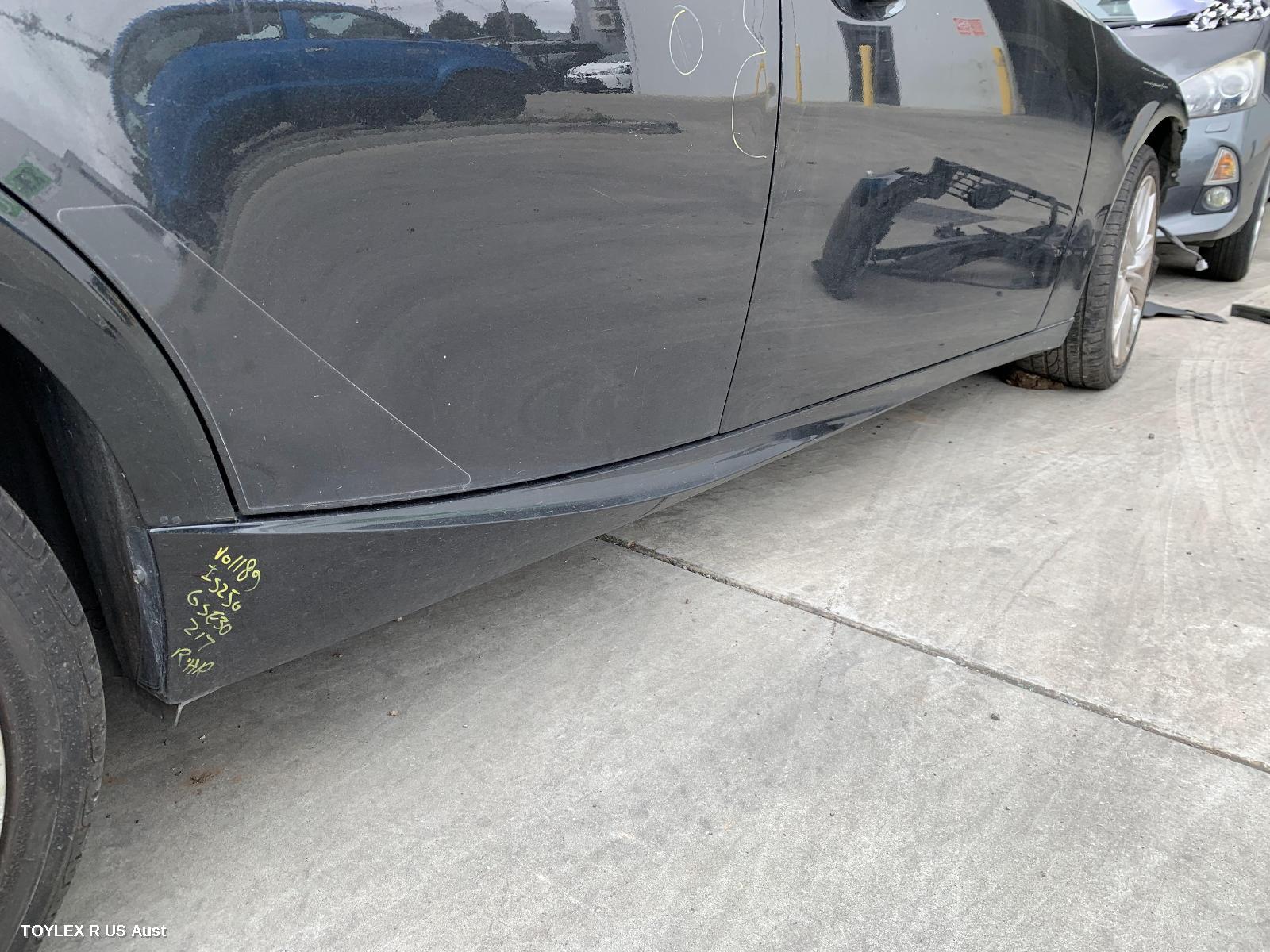 LEXUS IS SERIES 2014 Side Step/Skirt XE30, RH SIDE