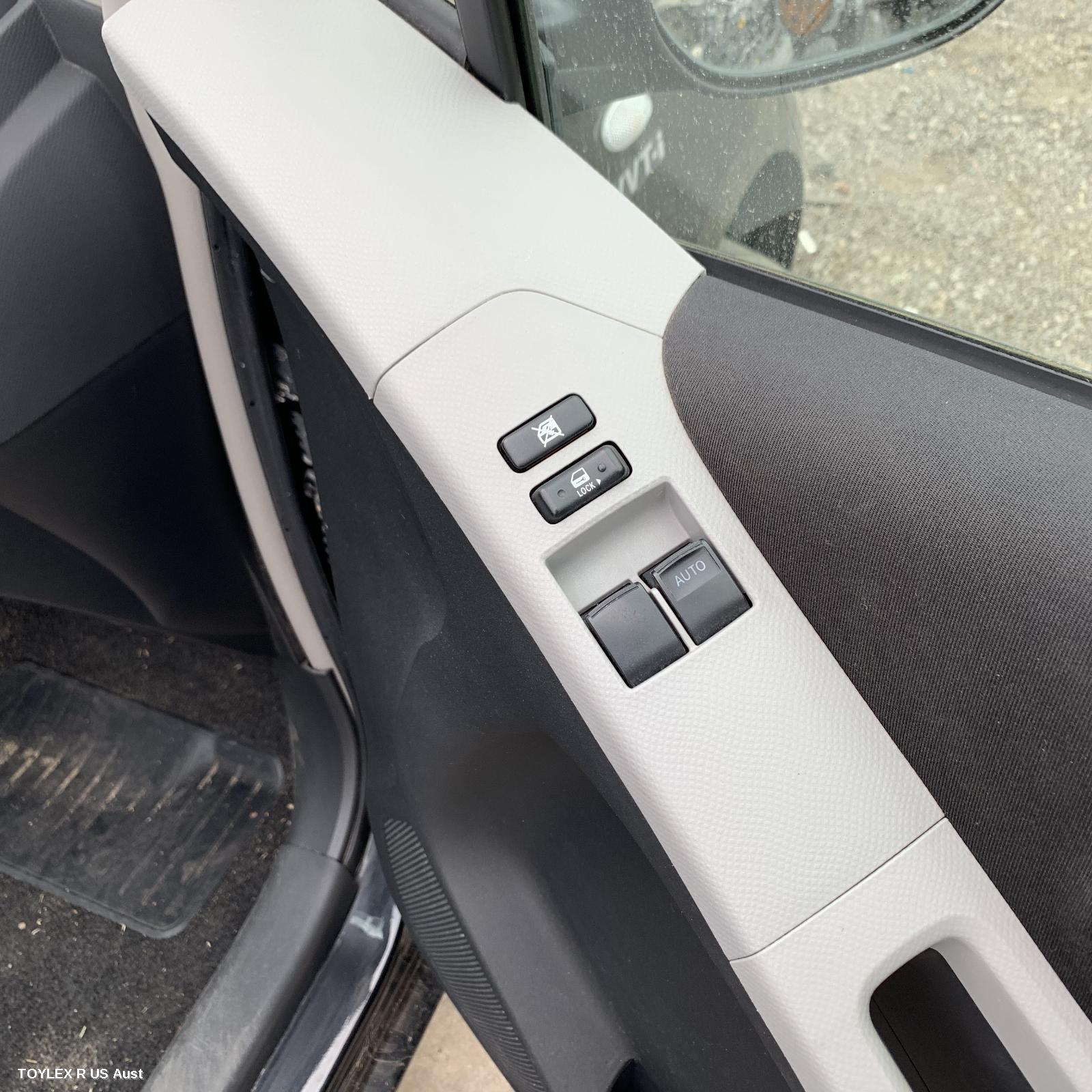 TOYOTA YARIS 2007 Pwr Dr Wind Switch RH FRONT (MASTER SWITCH), 2 SWITCH TYPE, 3DR HATCH, NCP9#