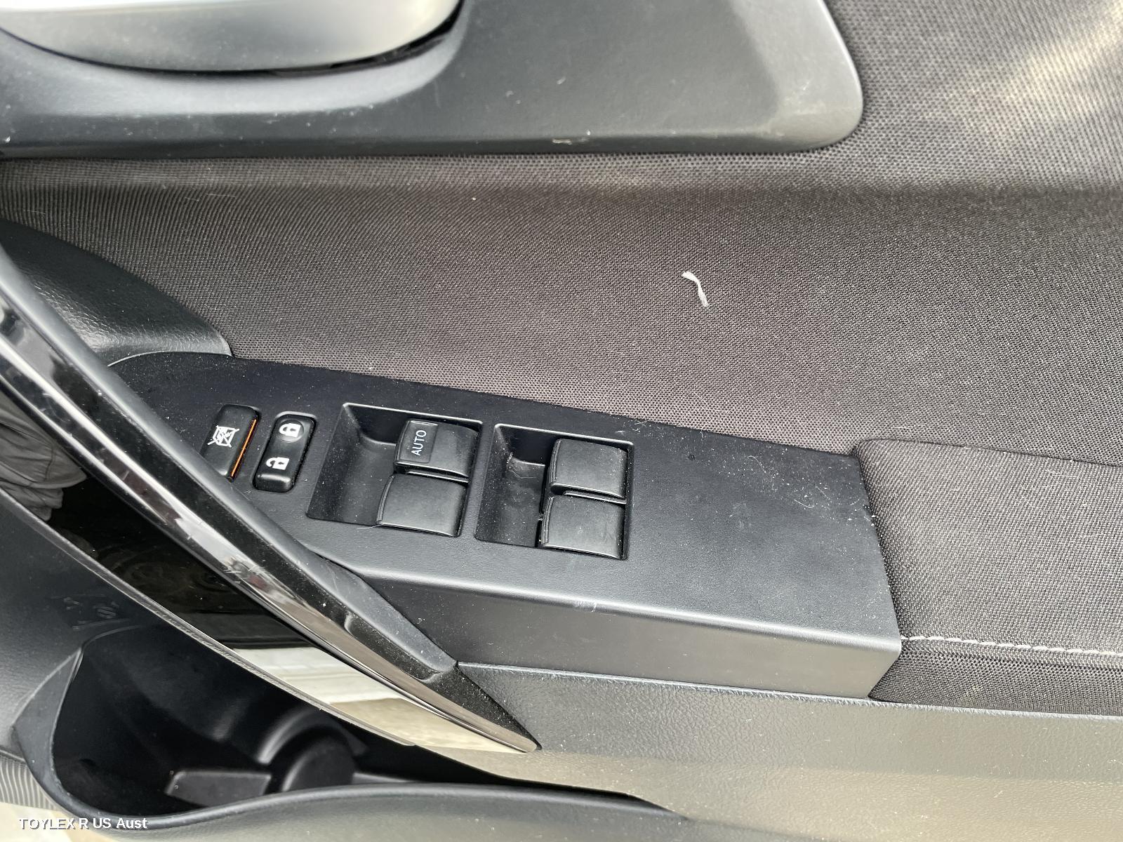TOYOTA COROLLA 2017 Pwr Dr Wind Switch RH FRONT (MASTER SWITCH), ZRE182R, HATCH, STANDARD