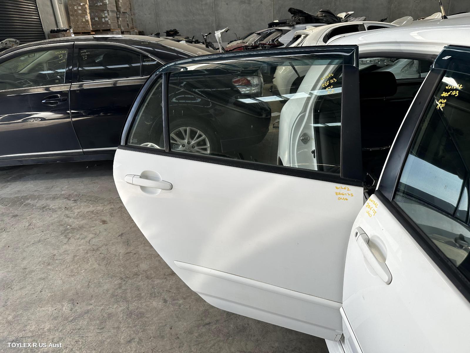 TOYOTA COROLLA 2003 Right Rear Door Sliding ZZE122 (SOUTH AFRICA-VIN AHT), HATCH