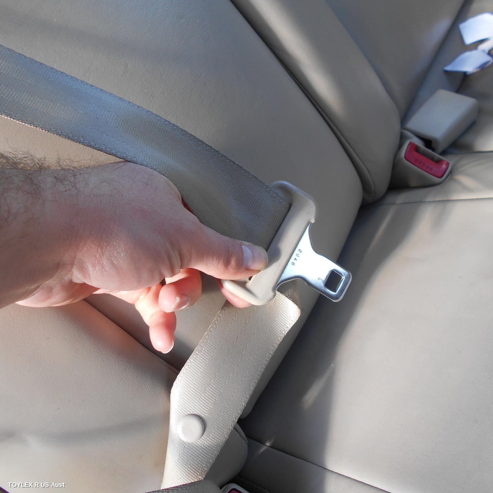 LEXUS ES300 (92-05) 2002 Seatbelt/Stalk CENTRE REAR, MCV30