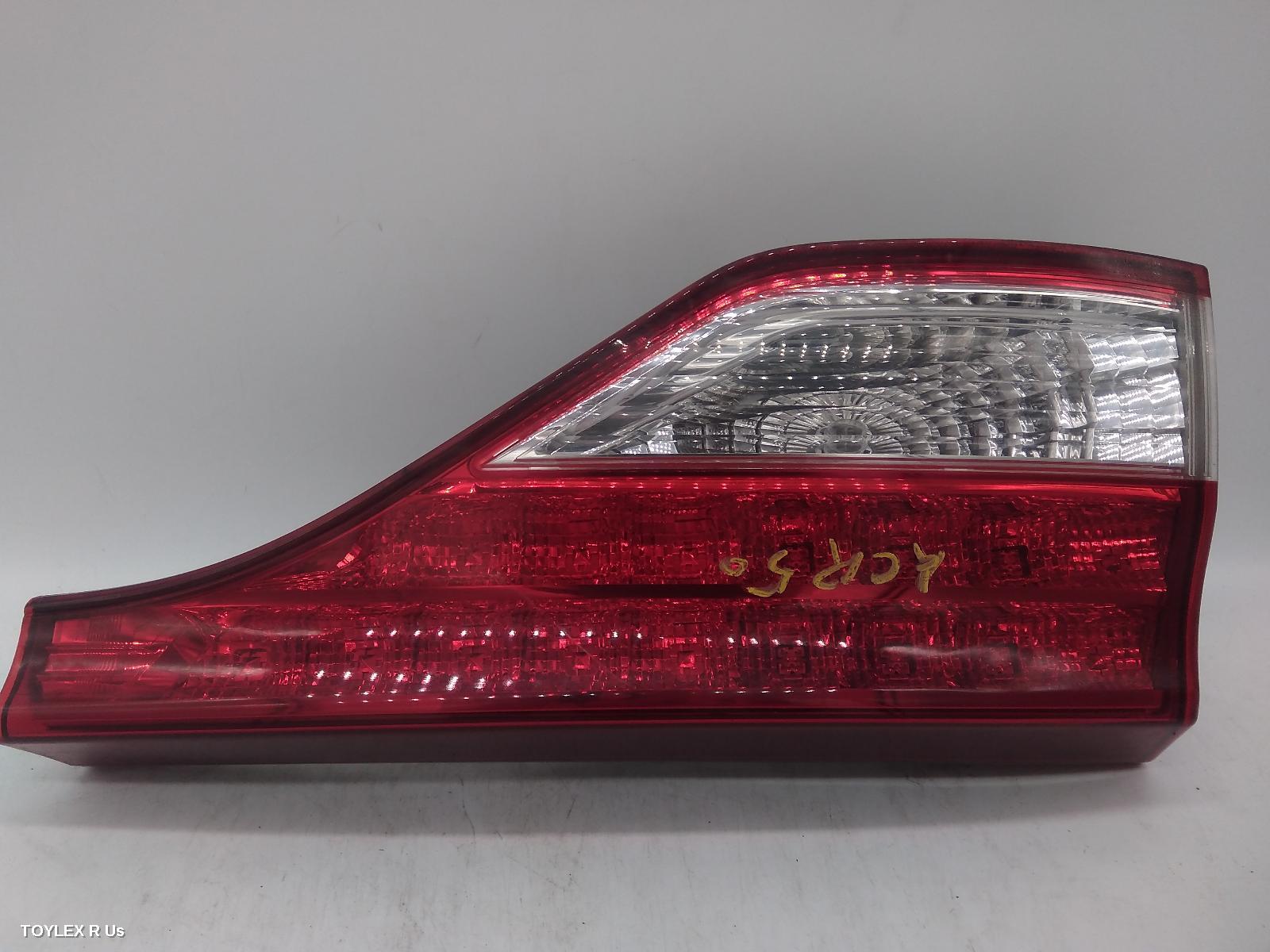 TOYOTA TARAGO 2016 Rear Garnish TAILGATE LAMP (LH SIDE), ACR50R
