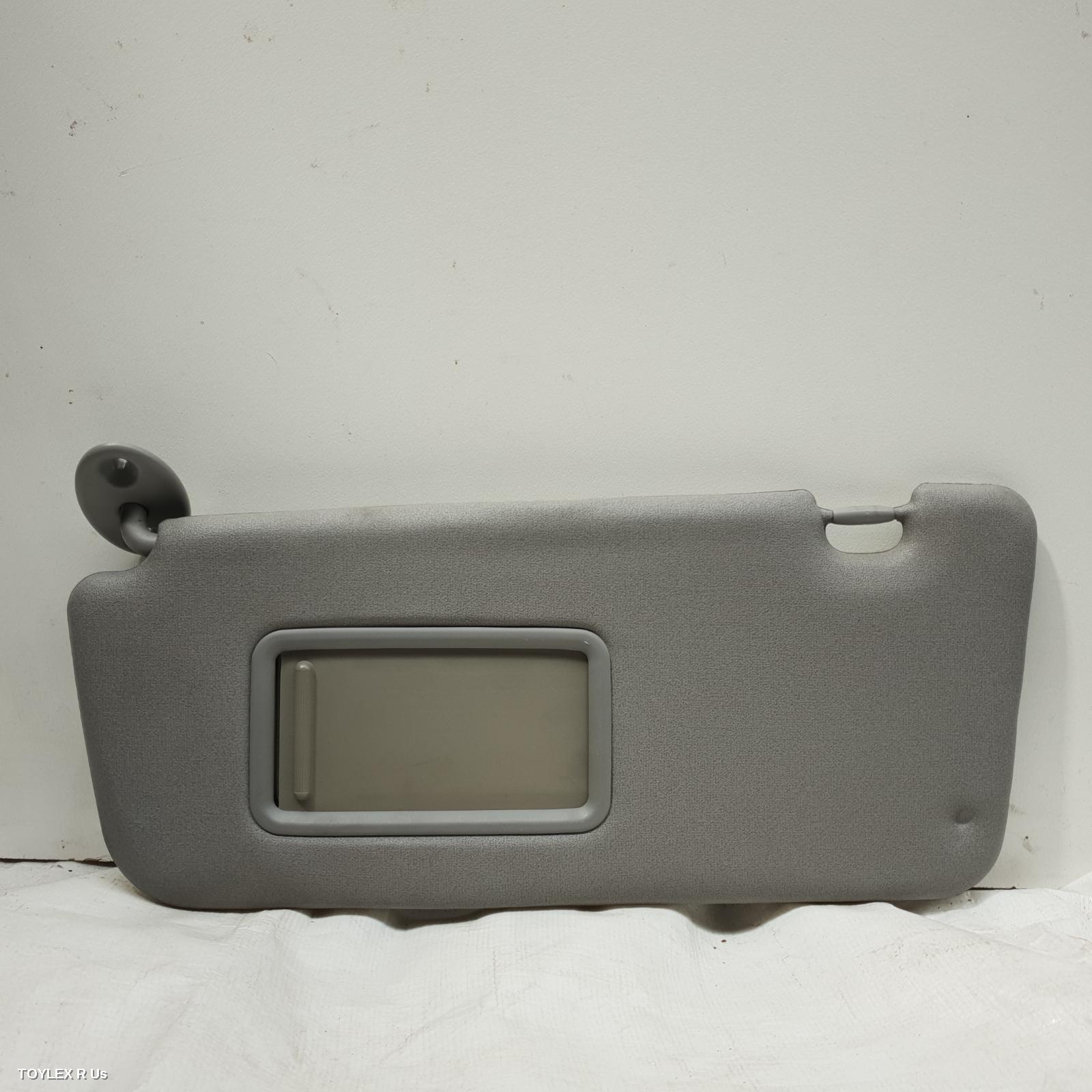 TOYOTA RAV4 2004 Sunvisor ACA22/23, LH SIDE, SLIDING TYPE MIRROR COVER, SCREW IN TYPE