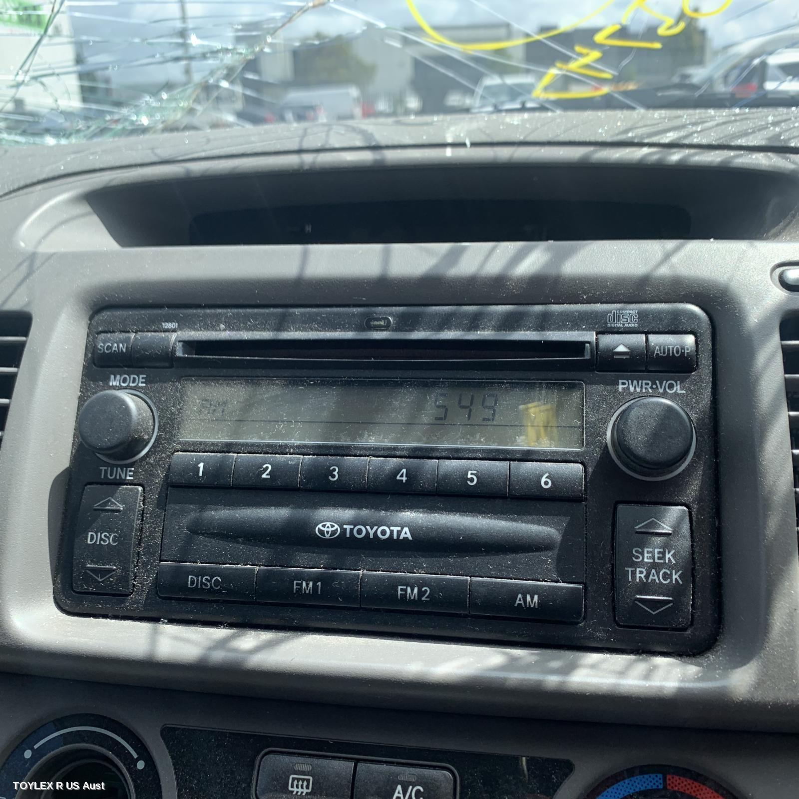 TOYOTA CAMRY 2003 Radio/Cd/Dvd/Sat/Tv SINGLE DISC CD PLAYER (P/N ON FACE 12801), SK36