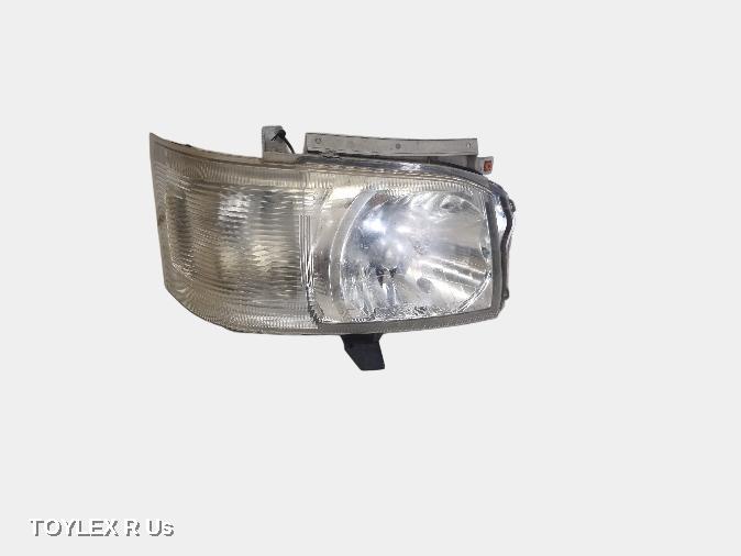 TOYOTA HIACE 2006 Right Headlamp TRH/KDH, SLWB