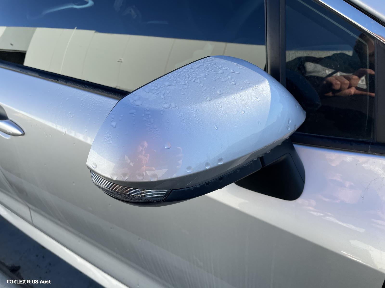 TOYOTA COROLLA 2020 Right Door Mirror E210, HATCH, W/ BLINDSPOT MONITOR, LANE ASSIST TYPE