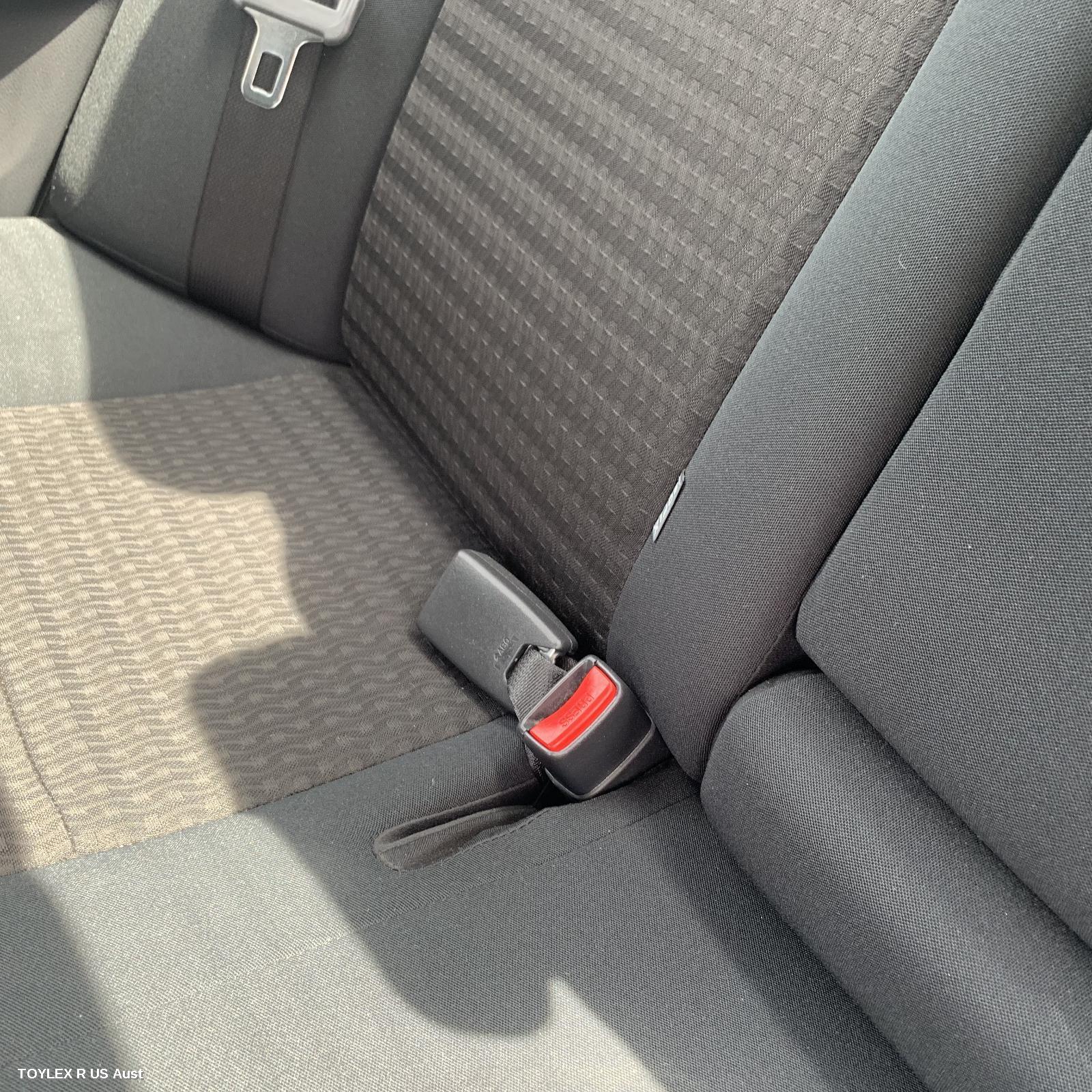 TOYOTA COROLLA 2010 Seatbelt/Stalk CENTRE REAR, SEAT BELT STALK ONLY, ZRE152/153R, SEDAN