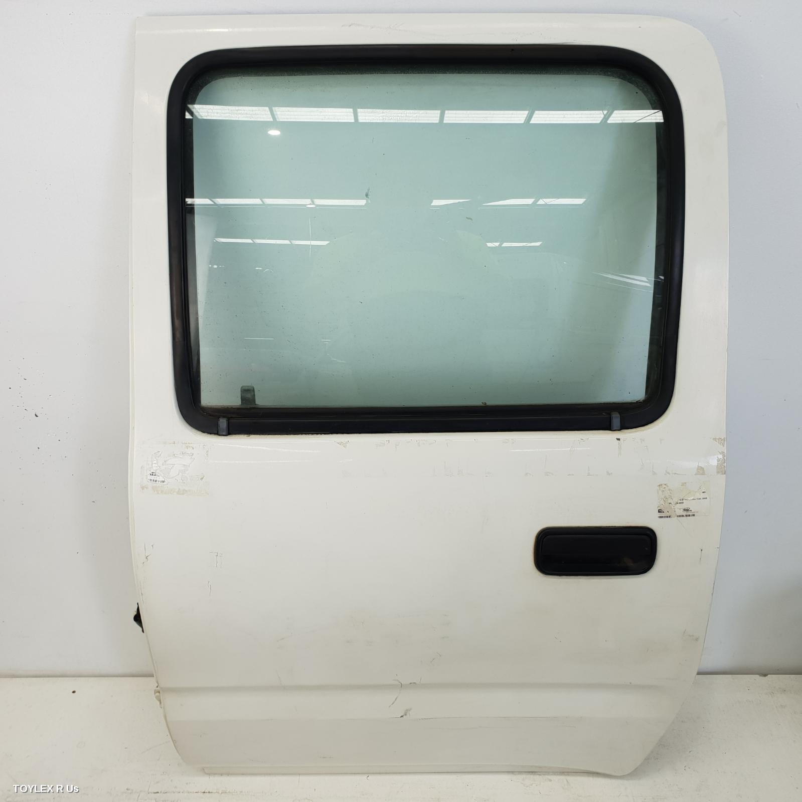 TOYOTA HILUX 2001 Left Rear Door/Sliding DUAL CAB