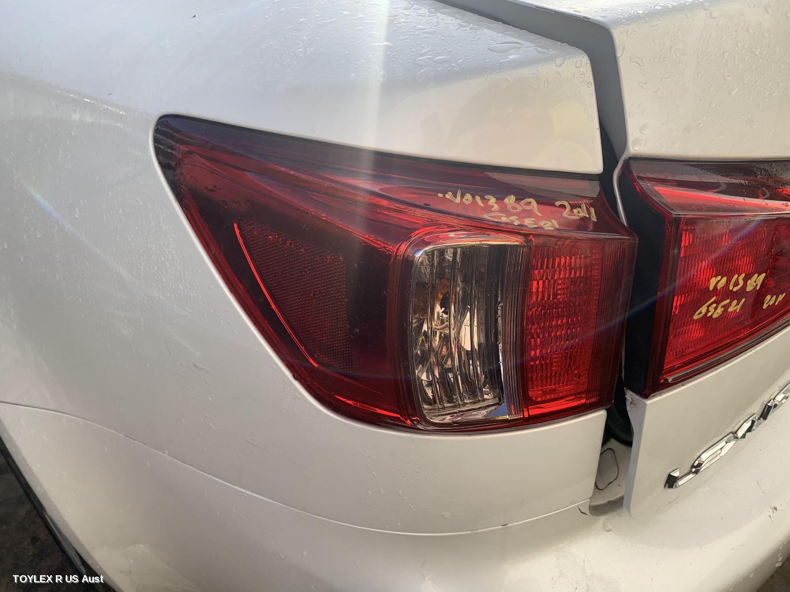 LEXUS IS250/IS250C 2011 Left Taillight IS250/IS350, GSE20R/GSE21R, SEDAN